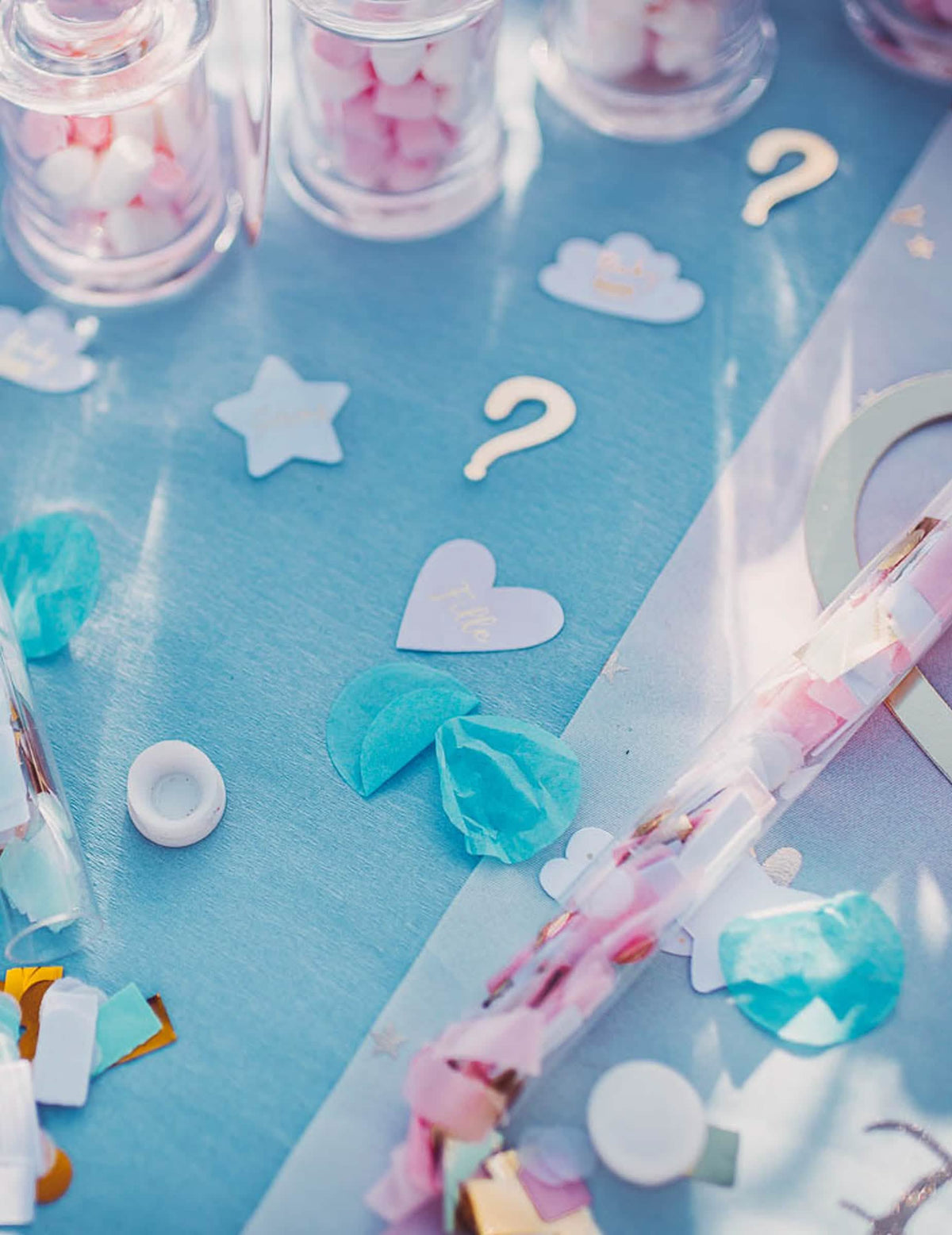 Detalii despre formele și modelele confetti pentru fată sau băiat pentru gender reveal