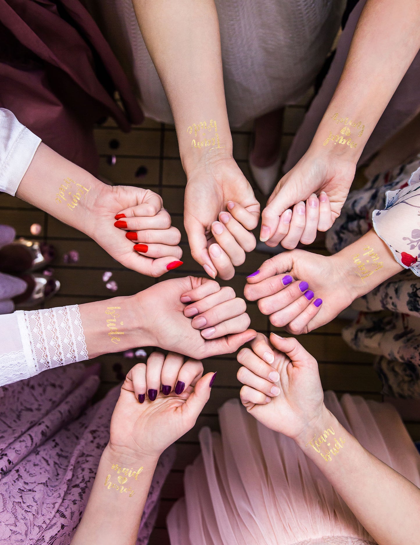 13 echipe efemere Tatuaje Bridle Golden