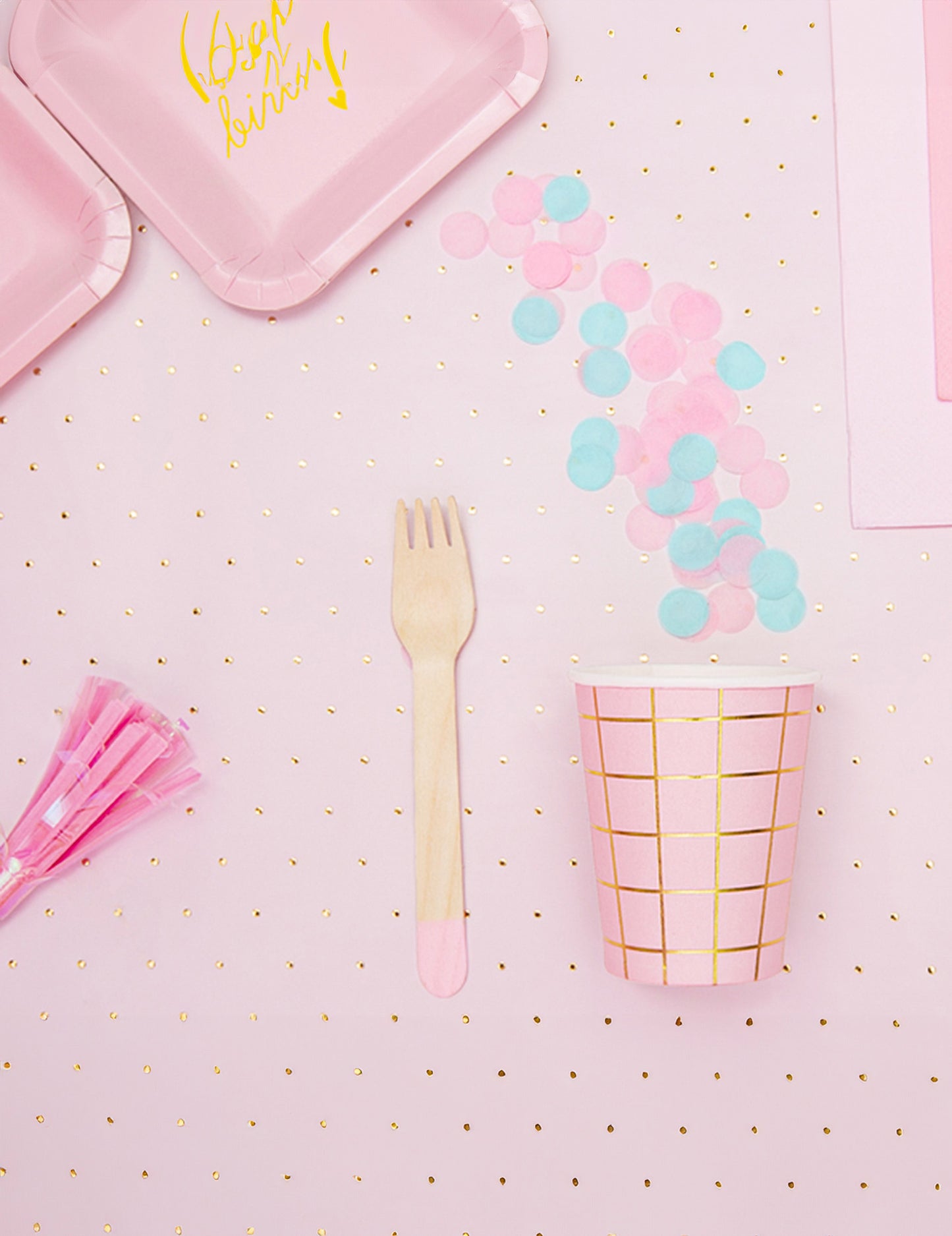 18 tacâmuri din lemn roz palid 16 cm