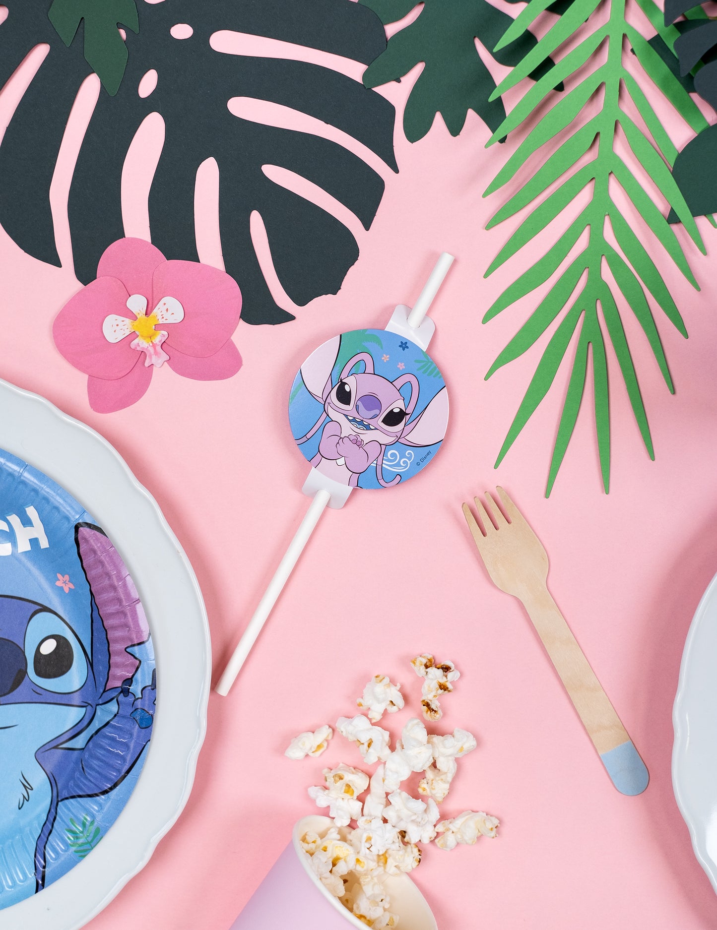 4 paie cu medalion de hârtie de cusătură