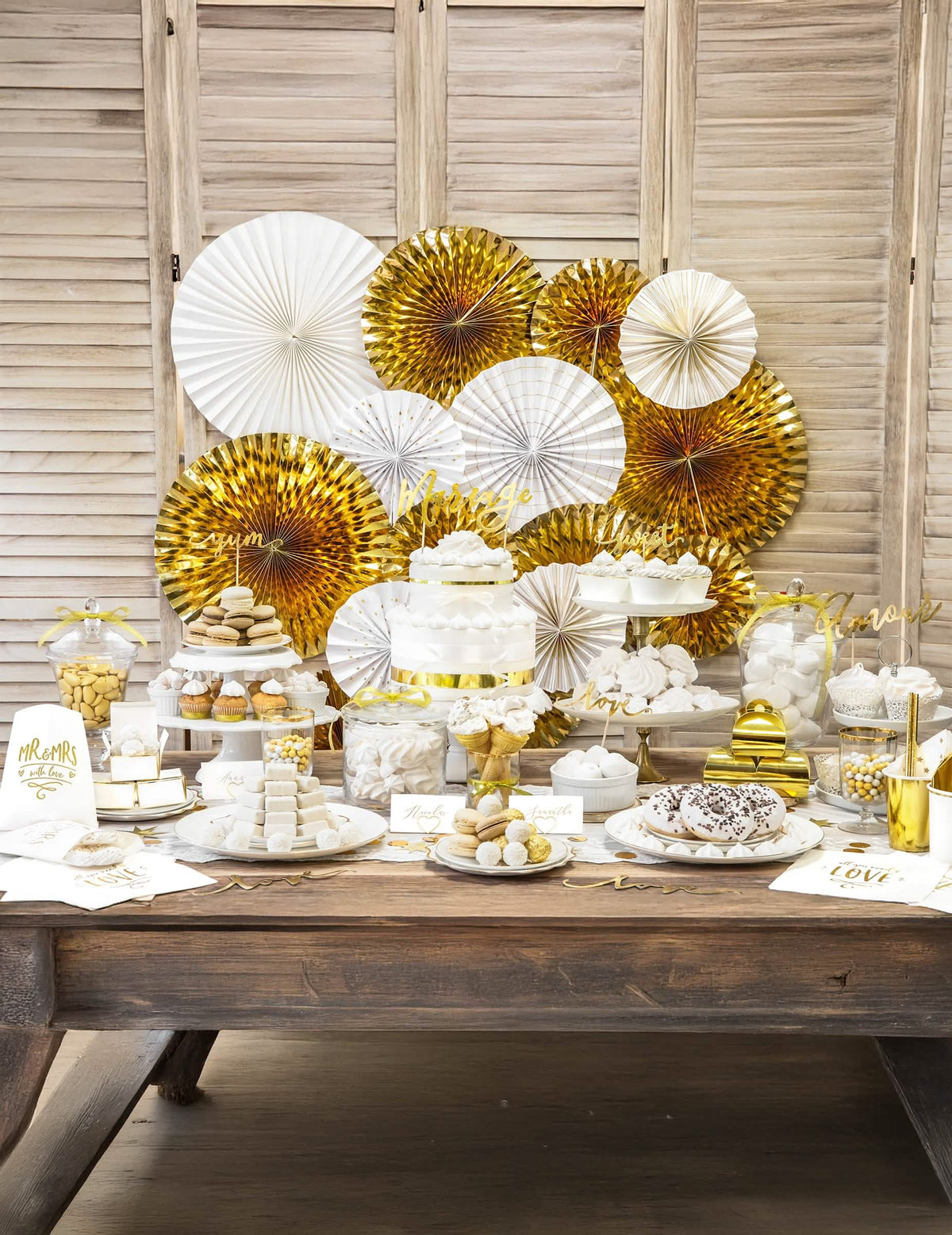 Decorațiune pentru bufet de nuntă, set de 4 rozete decorative din hârtie pentru petrecere, albe și aurii