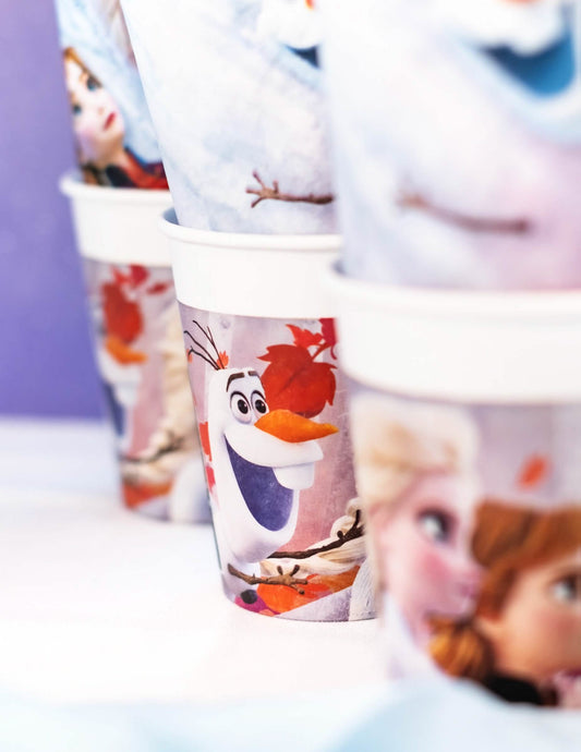 Détail du personnage Olaf des gobelets en carton La Reine des Neiges 2
