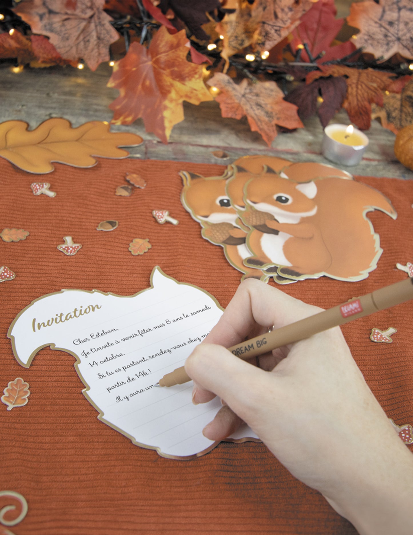 8 invitații de veveriță pădure 14 x 13 cm