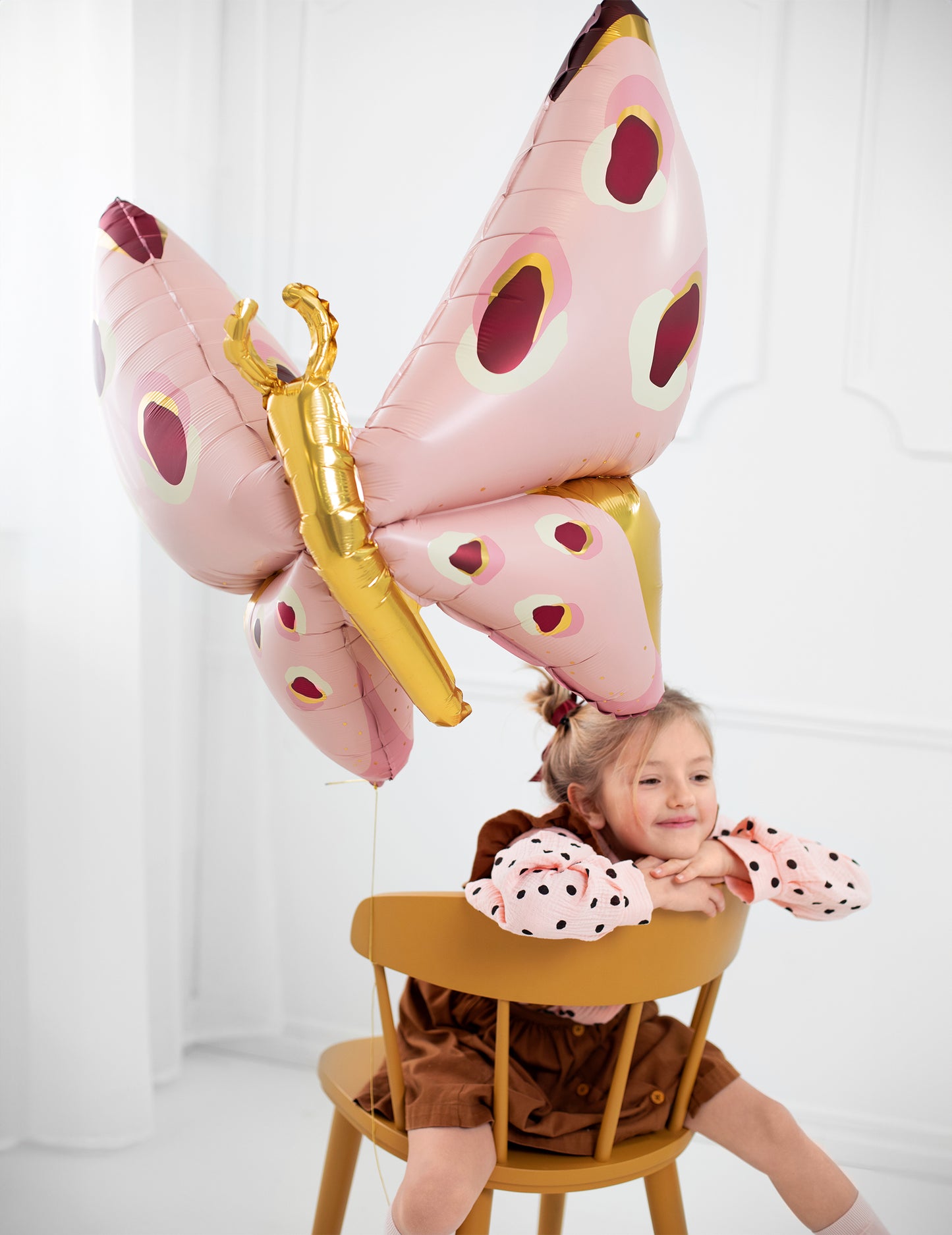 Minge gigantică din aluminiu în formă de fluture 120 x 87 cm roz și auriu