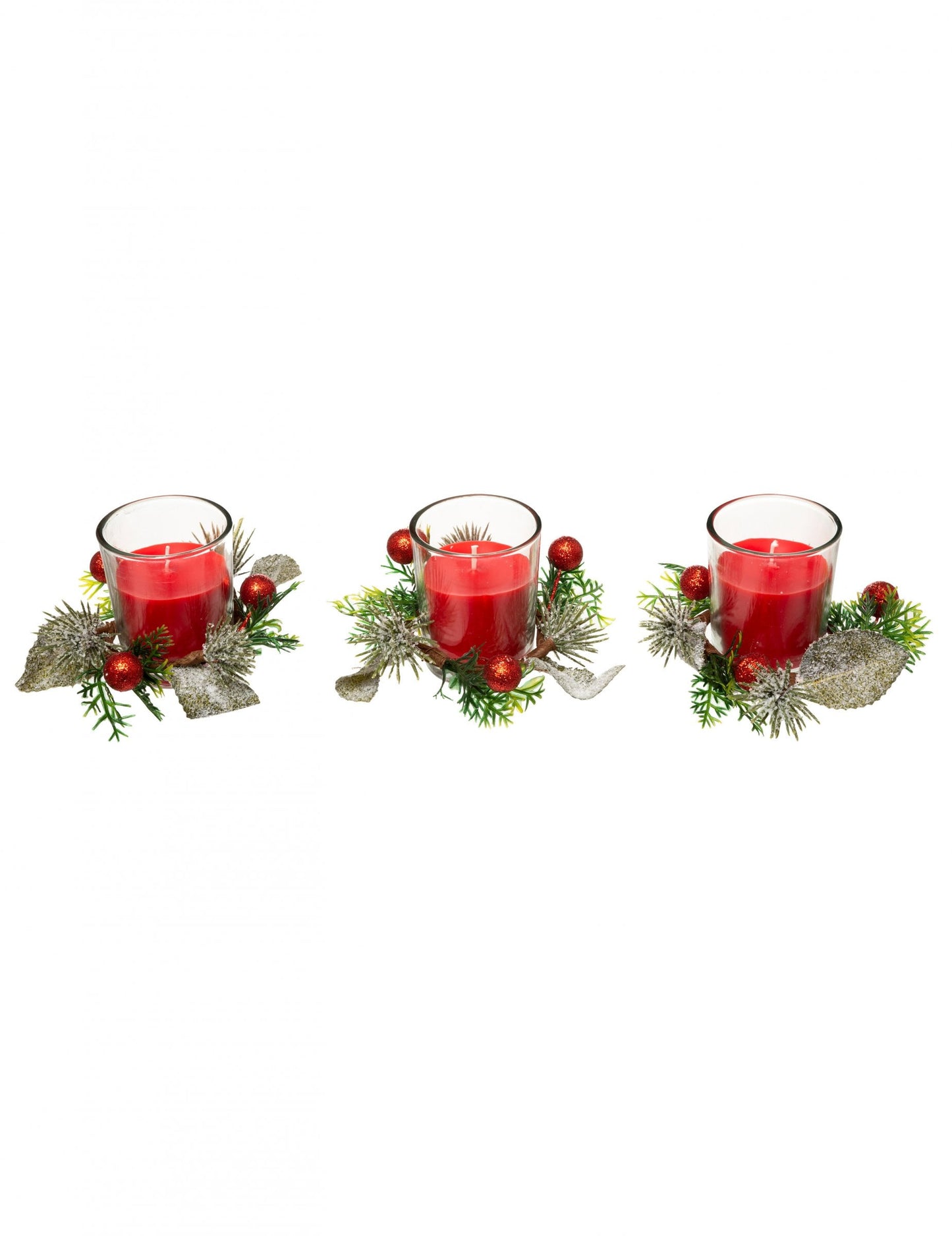 3 bougies en photophore avec sapin et baies pour décoration rouges