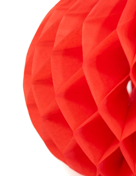 Détail des alvéoles de la boule papier alvéolé rouge