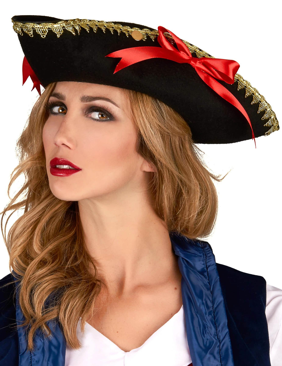 Vedere din profil a pălăriei tricorne cu funde roșii pentru femeie
