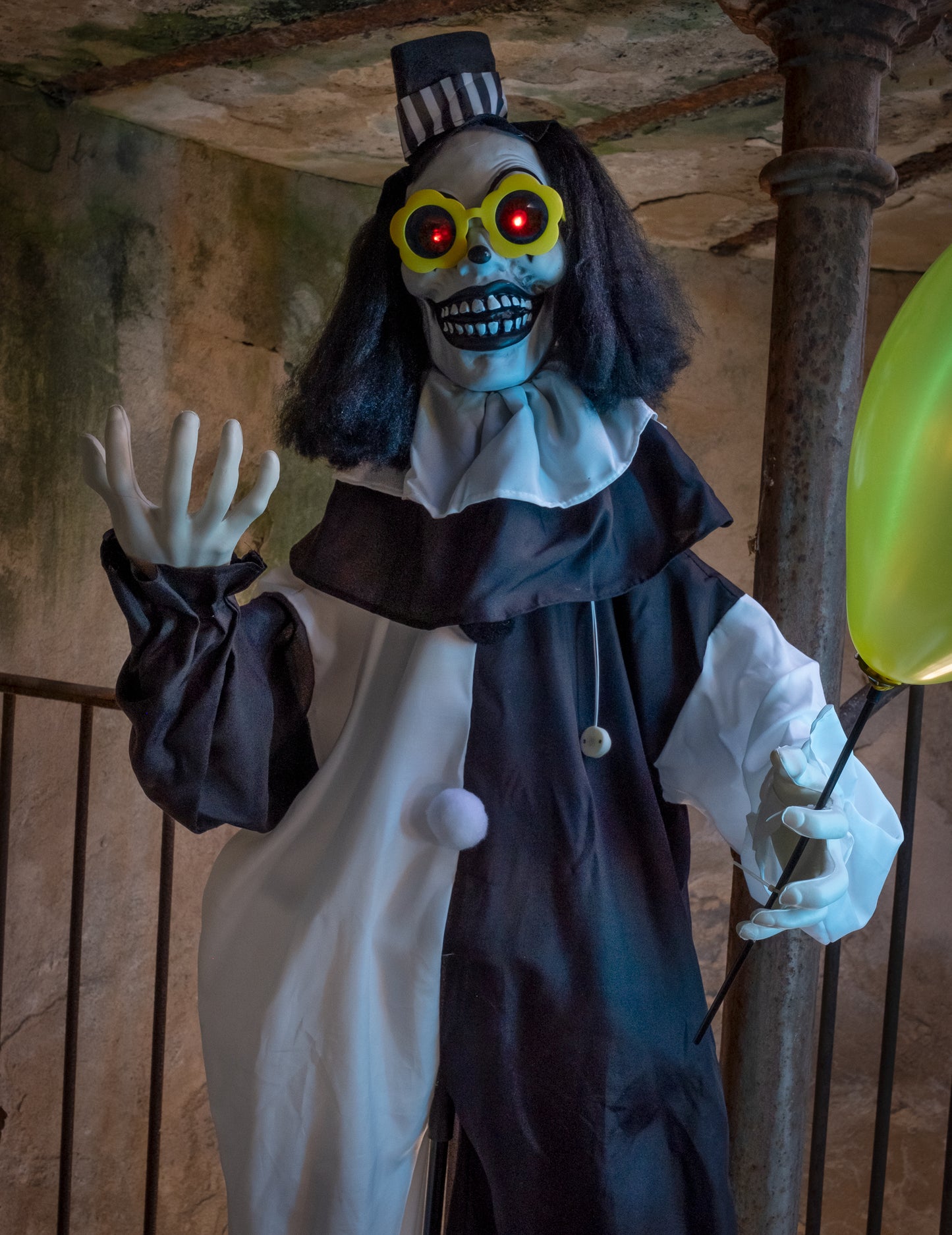 Clovură înfricoșătoare animată 173 cm