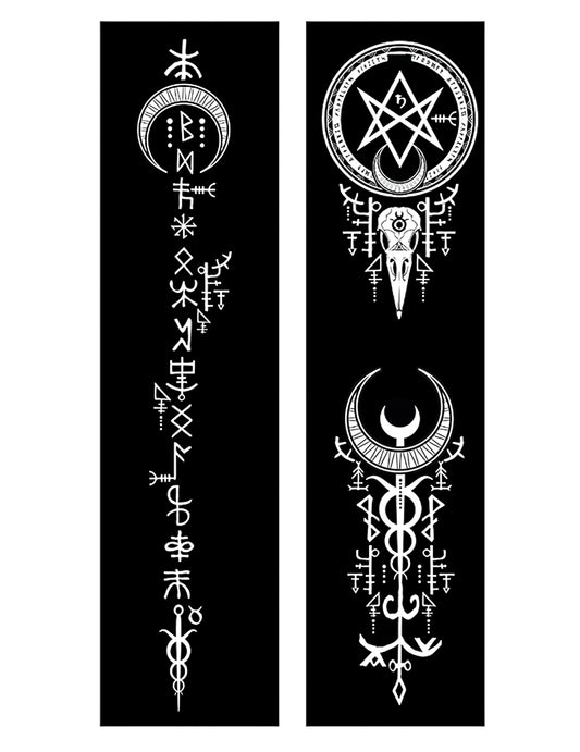Dresuri negre cu motive voodoo pentru femei