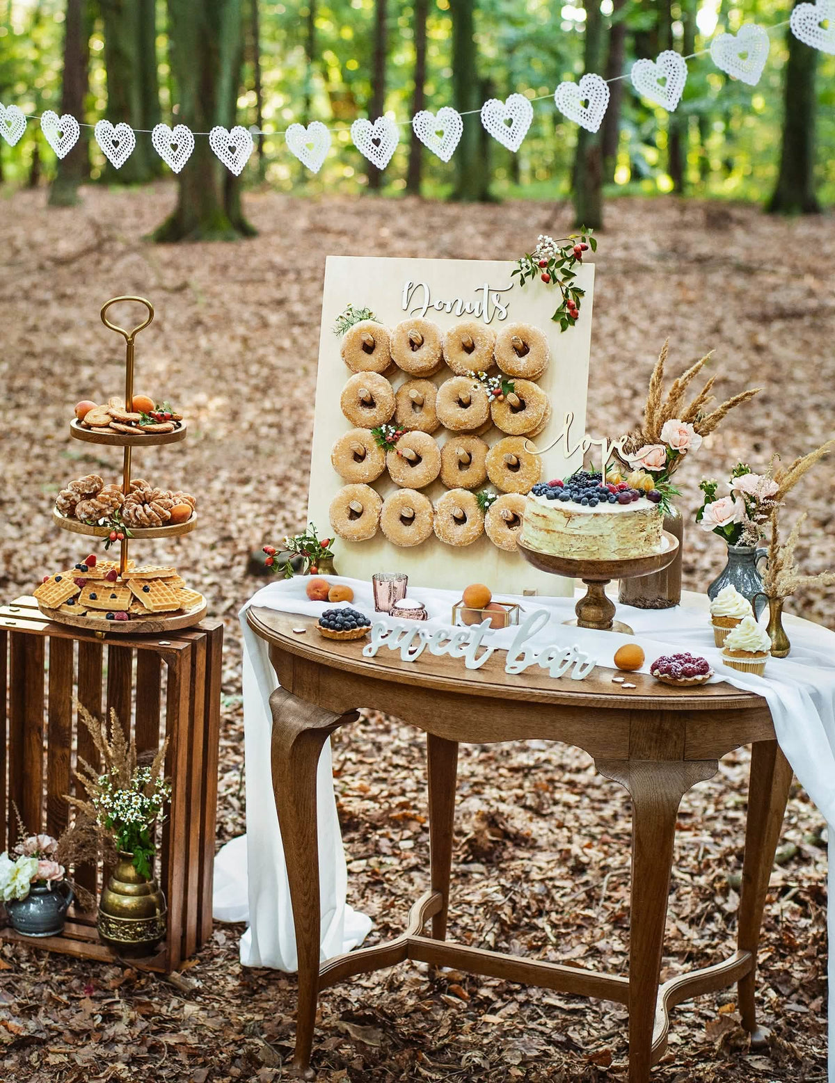 Decor rural al decorațiunii din lemn sweet bar pentru nuntă