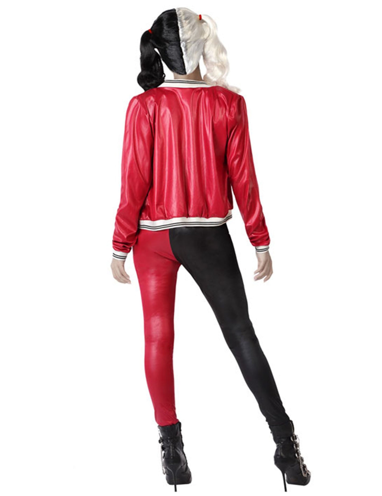 Feminin nebun deghizare asasin