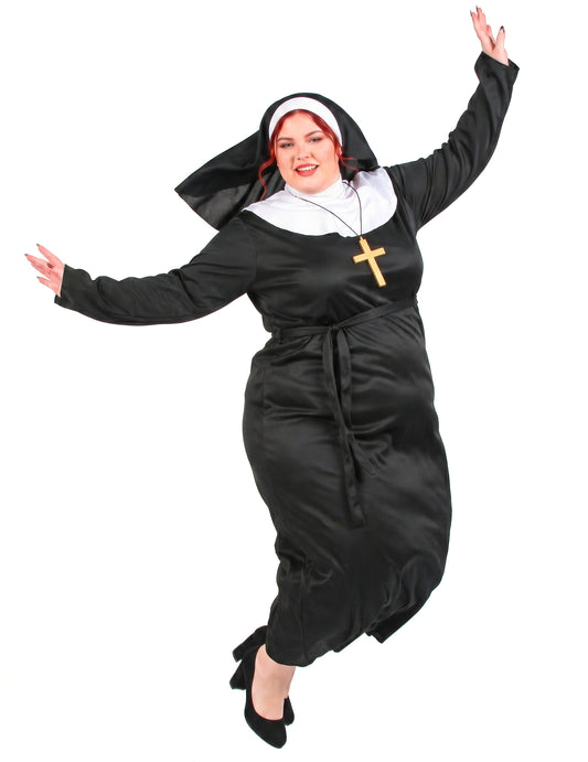 Costum de dimensiuni mari, sora bună