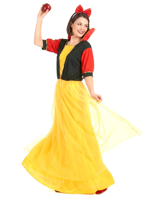 Femeie cu costum de zână prințesă
