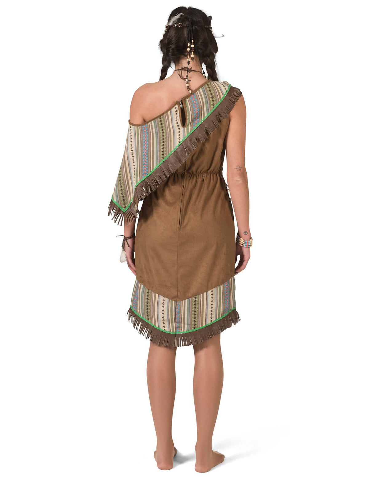 Vedere din spate a costumului rochie indiană lux pentru femeie