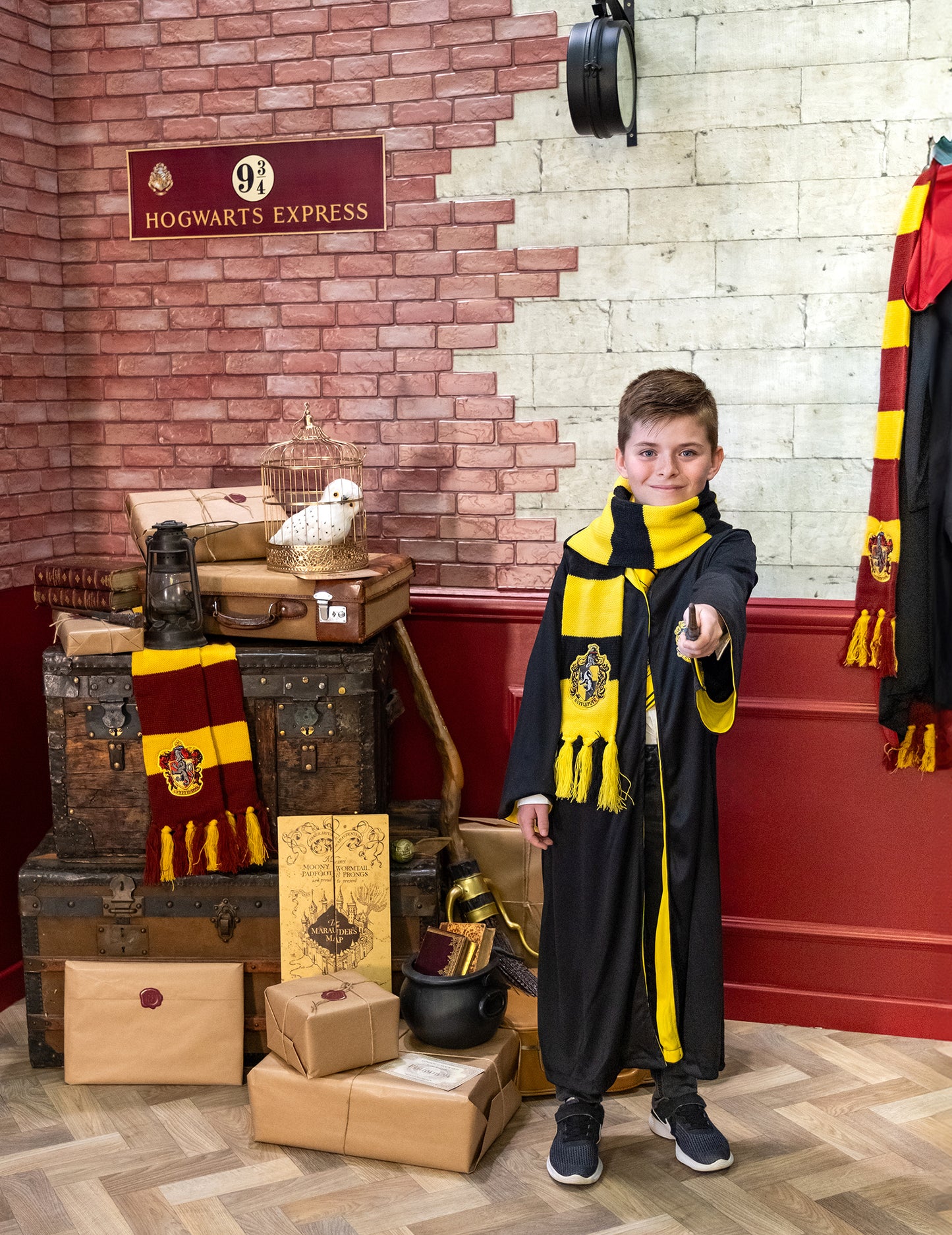 Mise en situation de l'écharpe luxe Poufsouffle