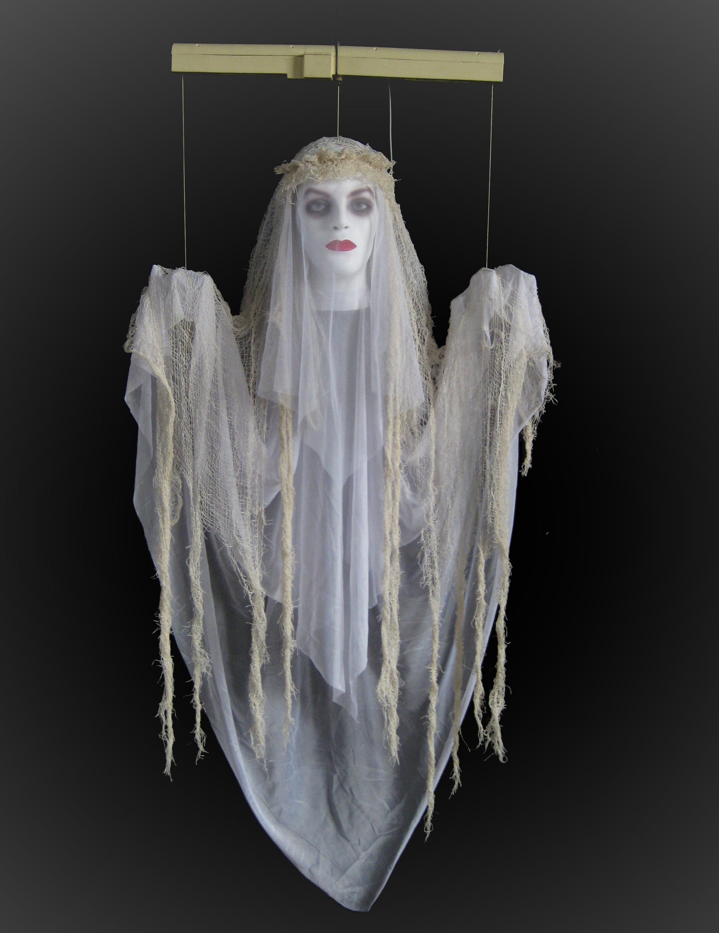 Fantôme flottant terrifiant 120 cm