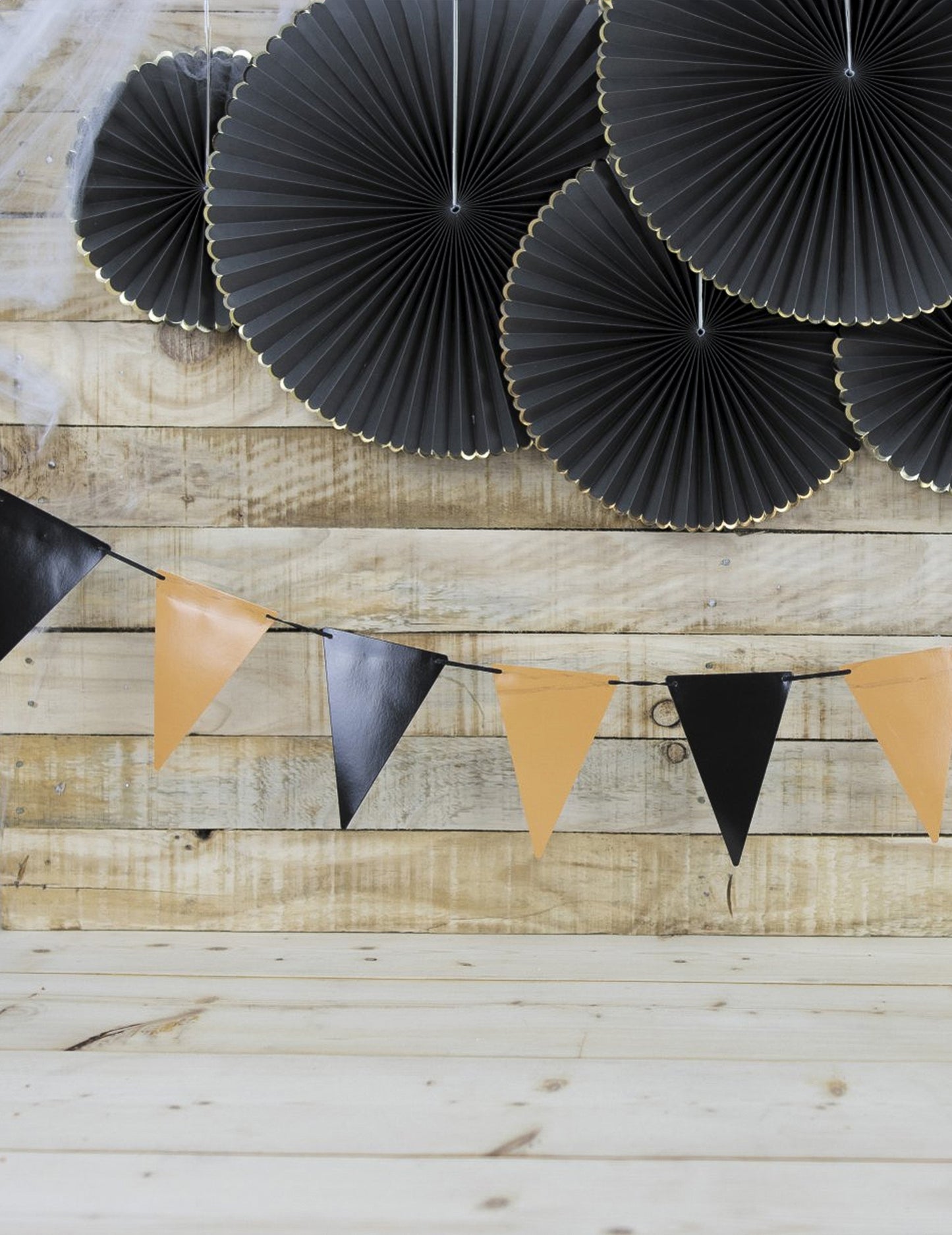 Ghirlandă cu fanioane negre și portocalii 2m x 15 cm pentru Halloween