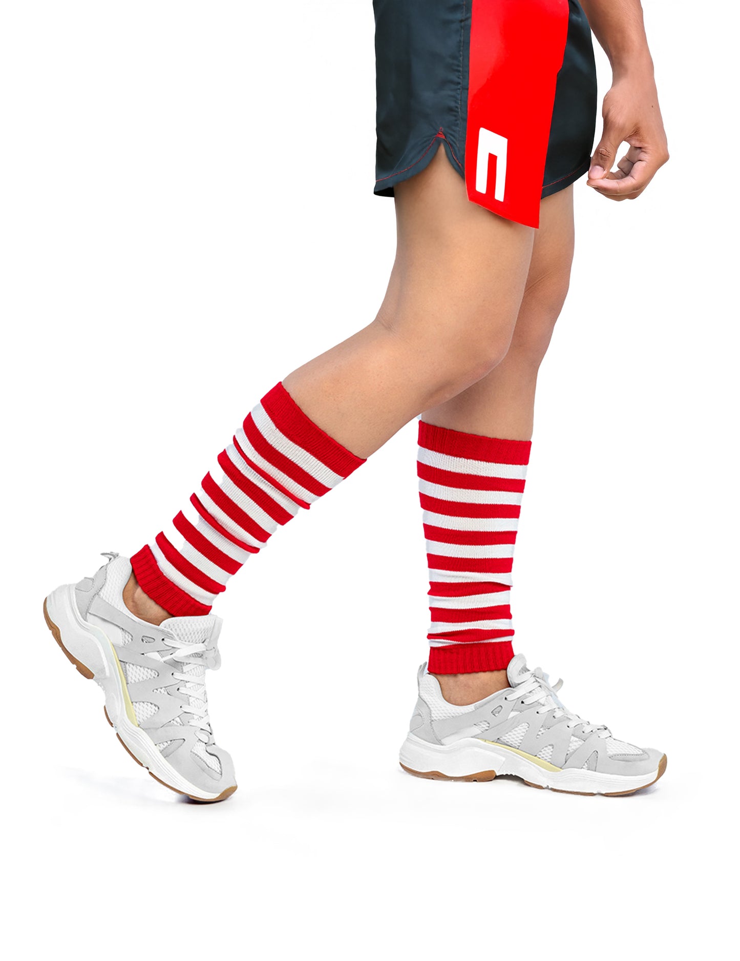 Adulți roșii și alb -jambiere albe