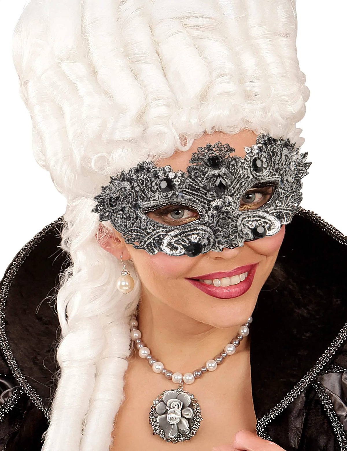 Vedere din față a măștii antice pentru adult