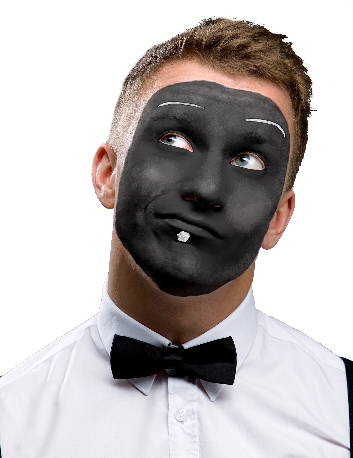 Exemplu de aplicare pe față a machiajului cu apă de sărbătoare pentru adulți, negru