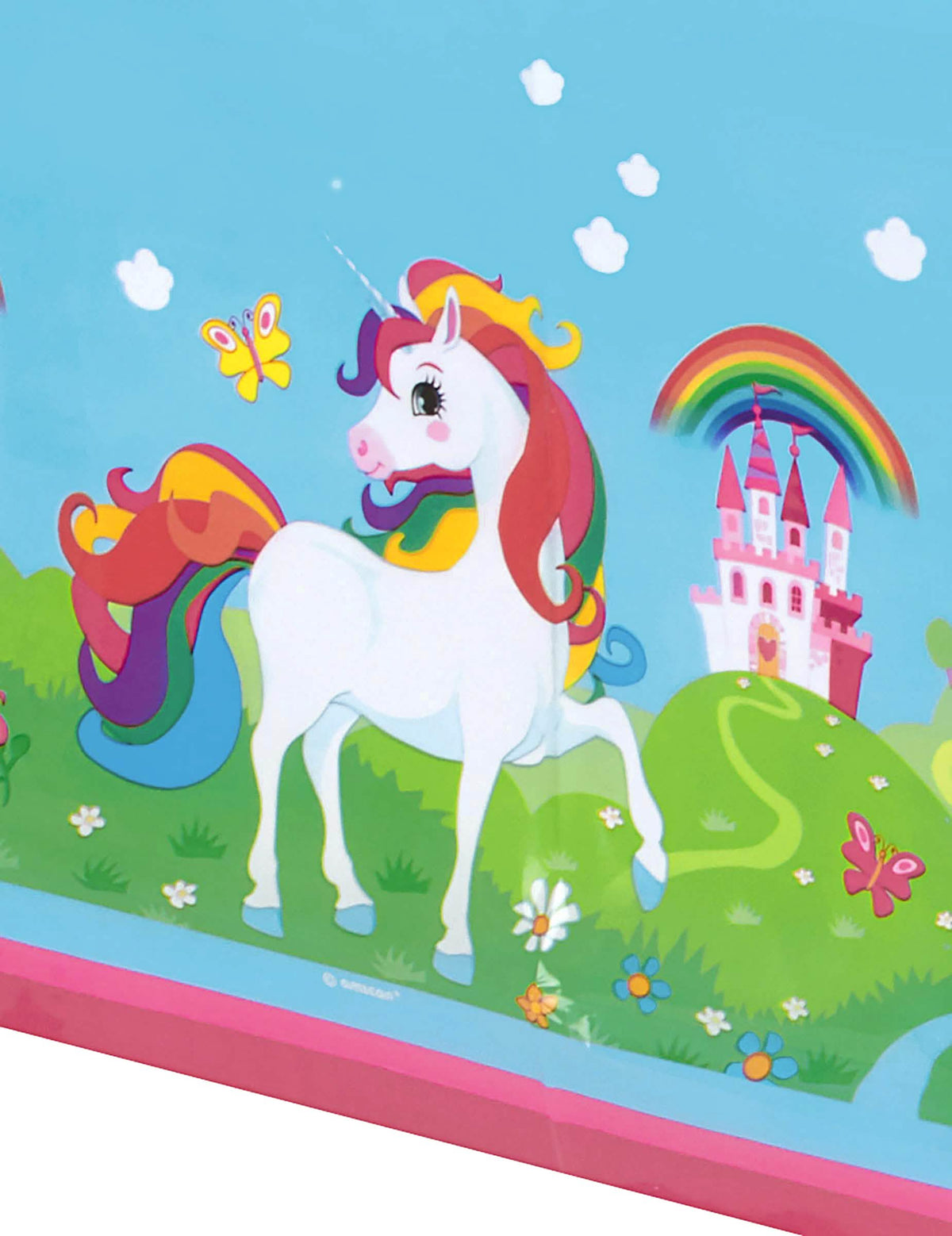 Detaliu al ilustrației cu unicorni de pe fața de masă din plastic unicorni