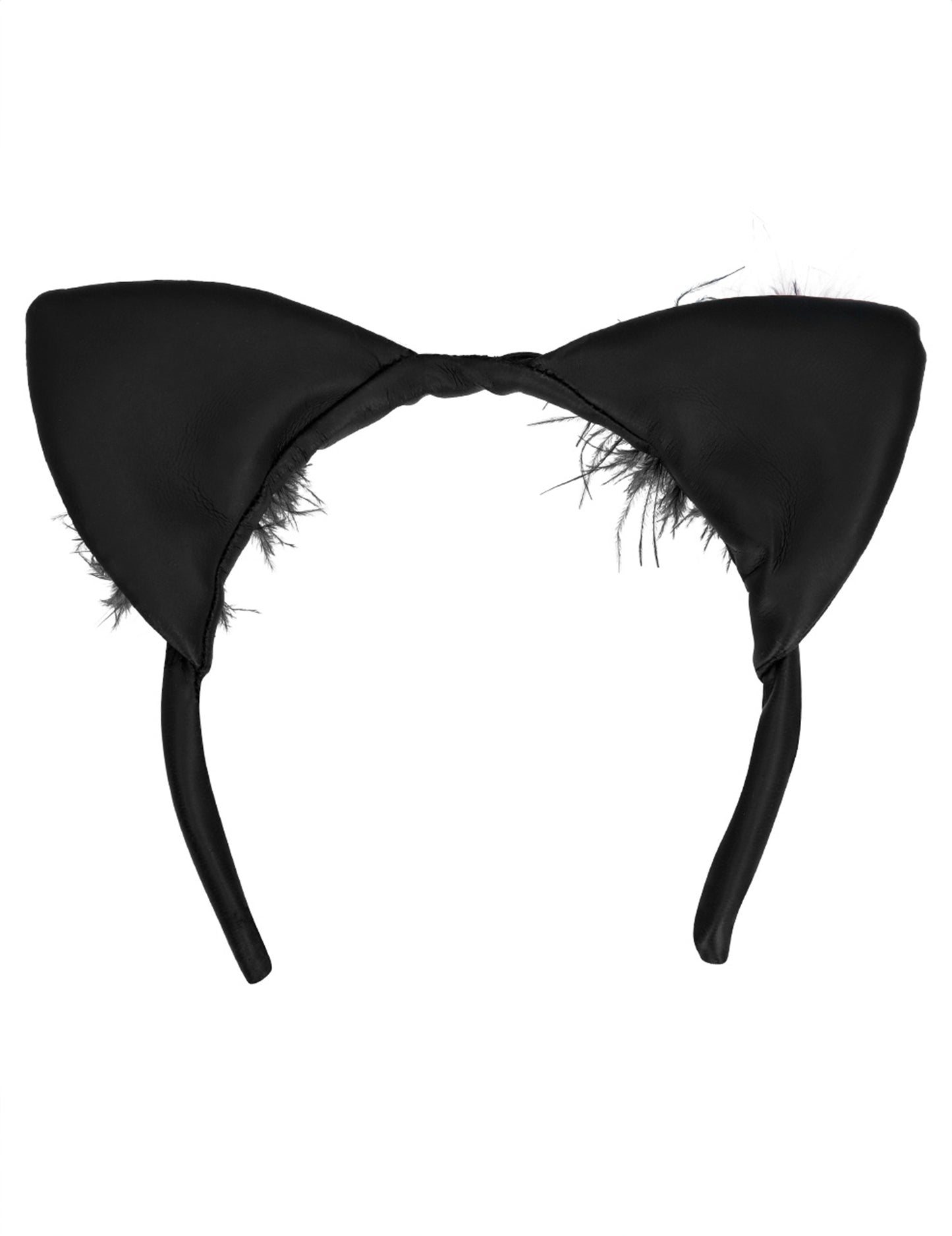 Detaliu al penelor urechilor de pisică pentru femei