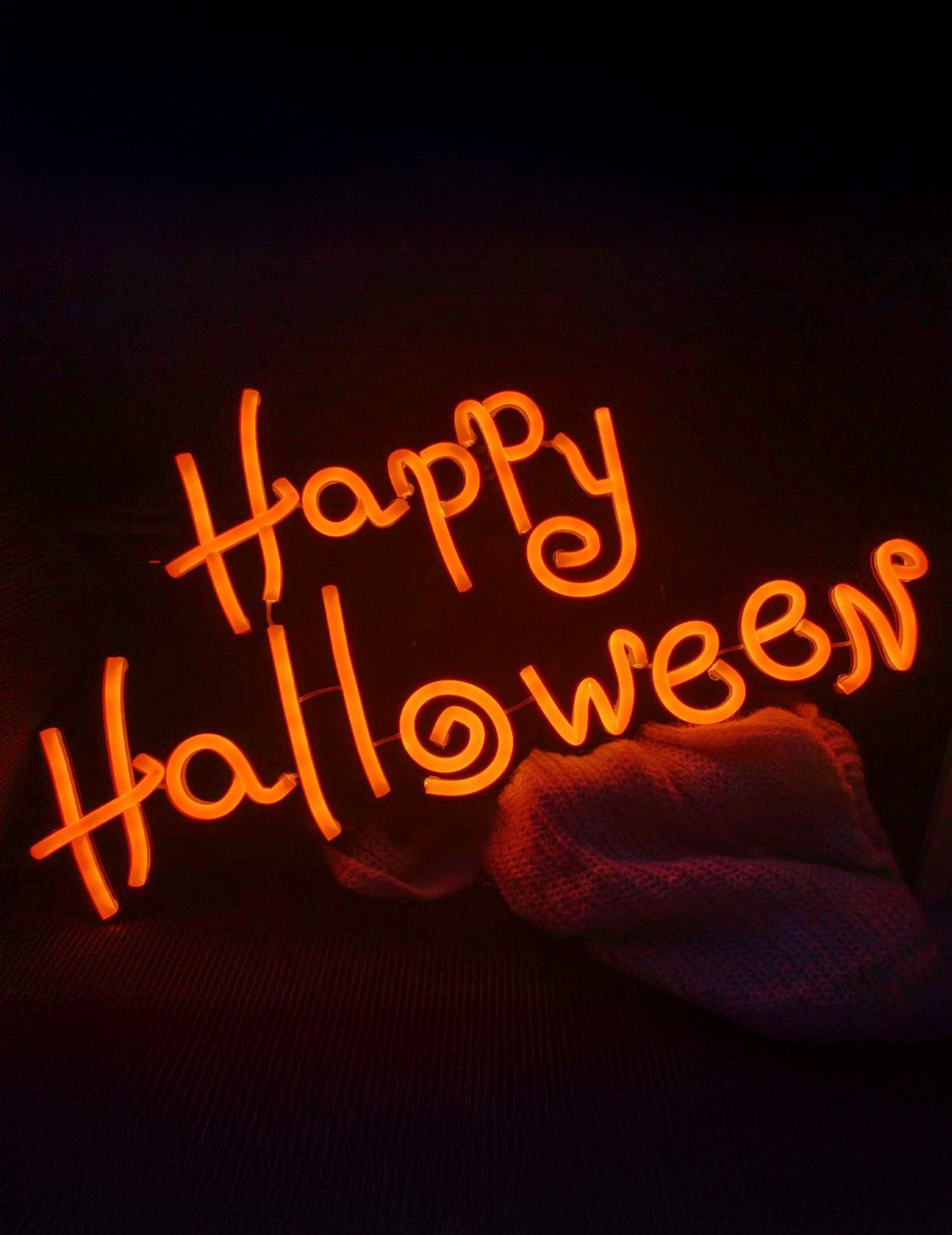 Panneau néon Happy Halloween orange 60 x 30 cm