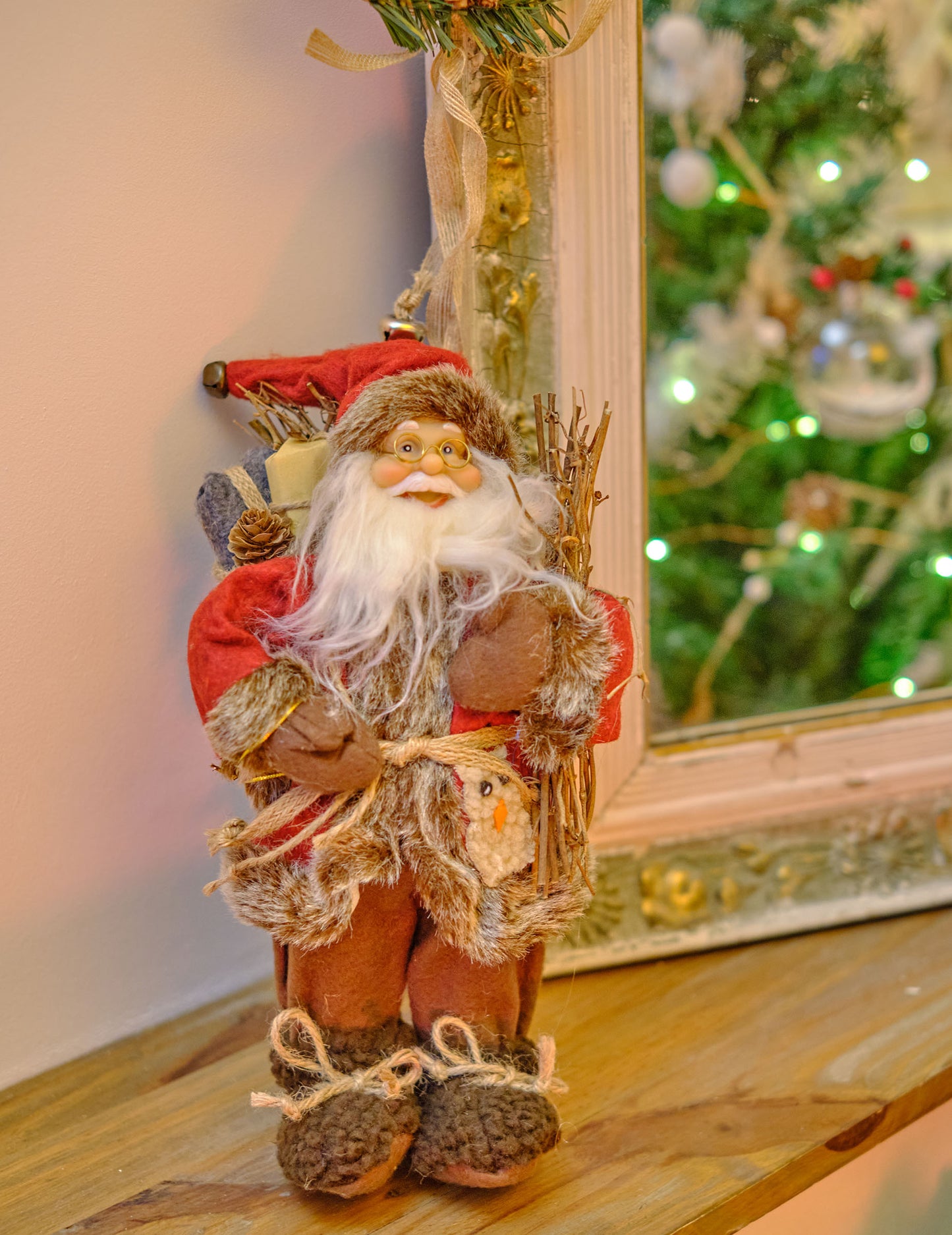 Moș Crăciun în picioare, 30 de ani cm haină roșie