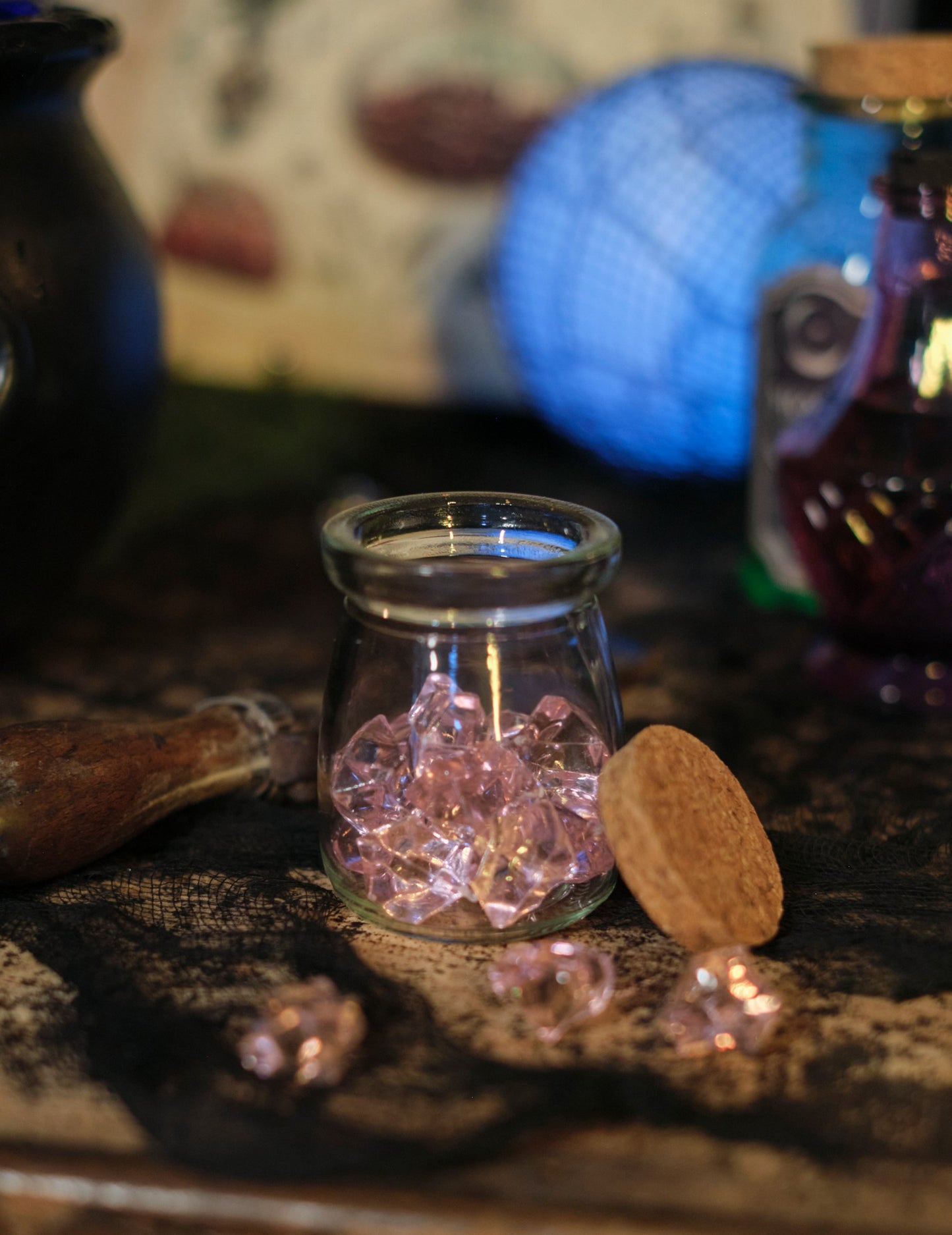 100g pietre roz cu efect de cristal pentru decorarea mesei