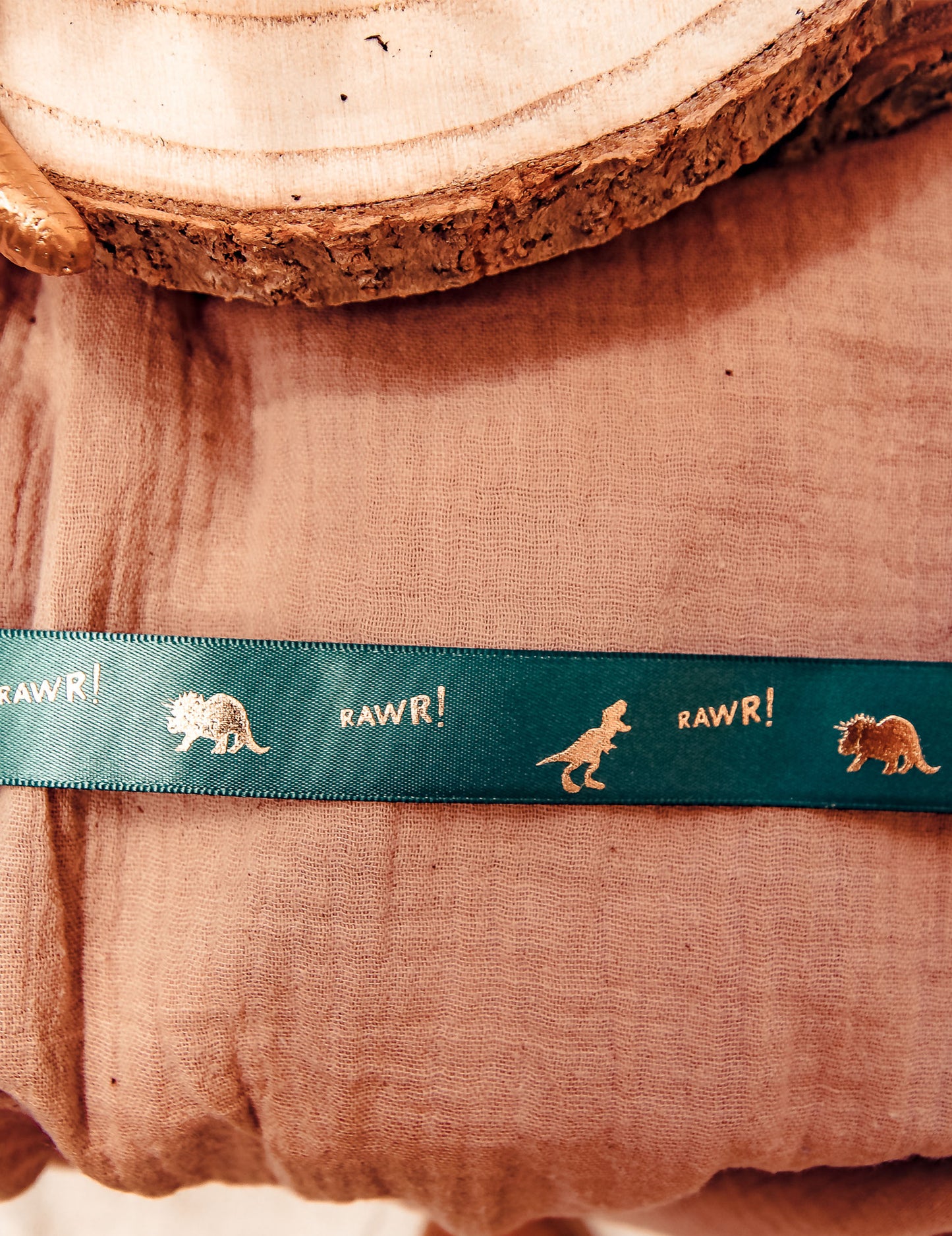 Dinosaur și RAWR Satin Panglică! Aur auriu de aur 1,9 cm x 10 m