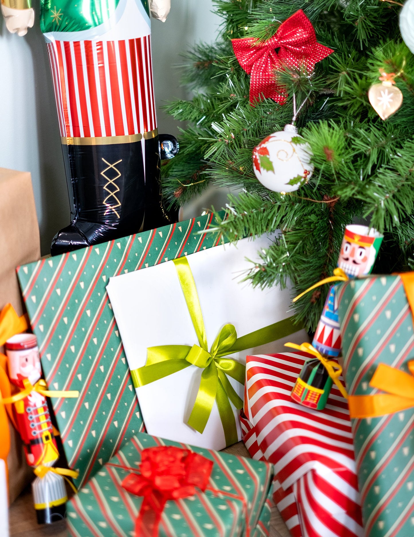 Panglică de satin verde măr 2.5 cm 25m x pentru decorarea petrecerii