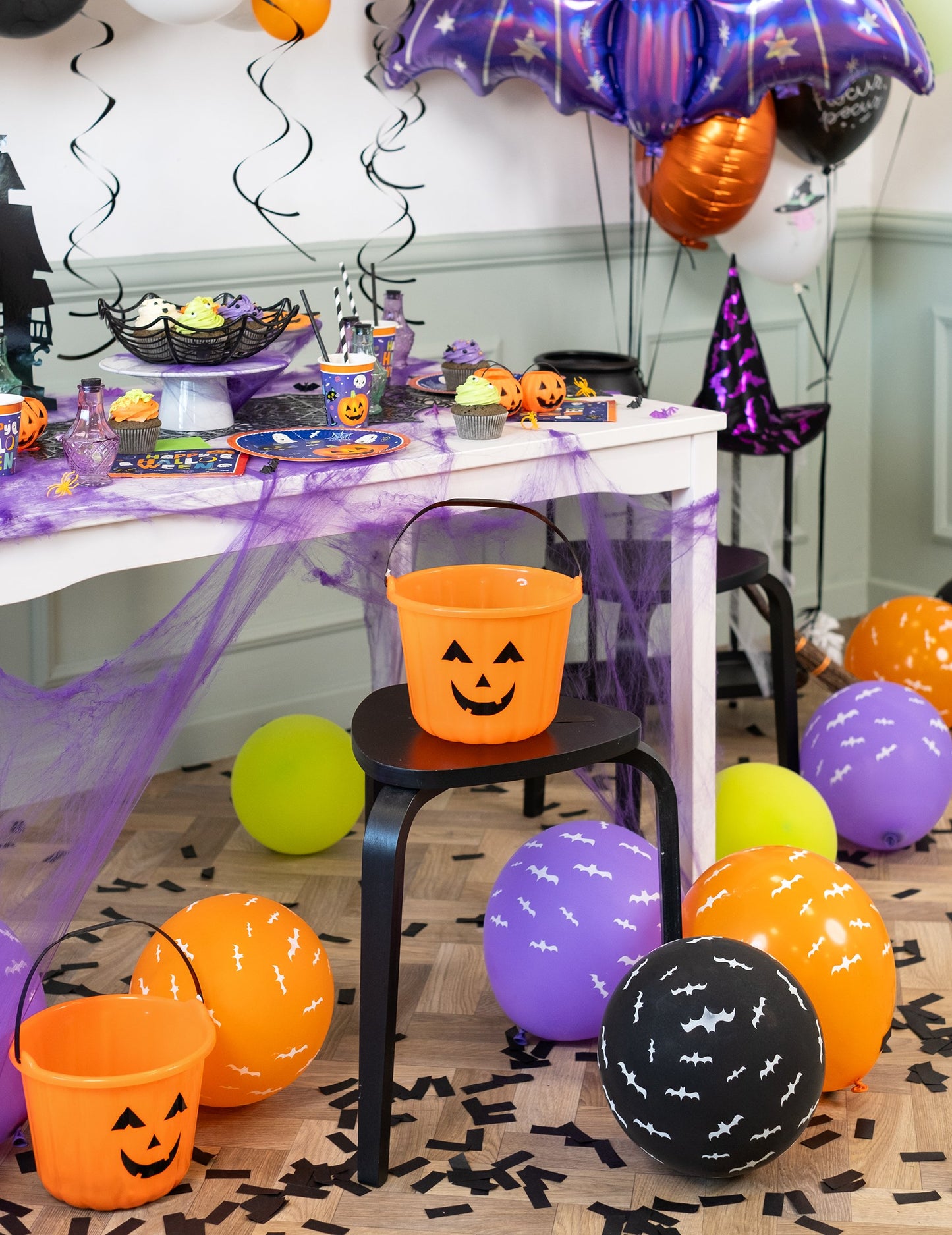 Situare într-o decorare de petrecere a găleții de dovleac pentru Halloween