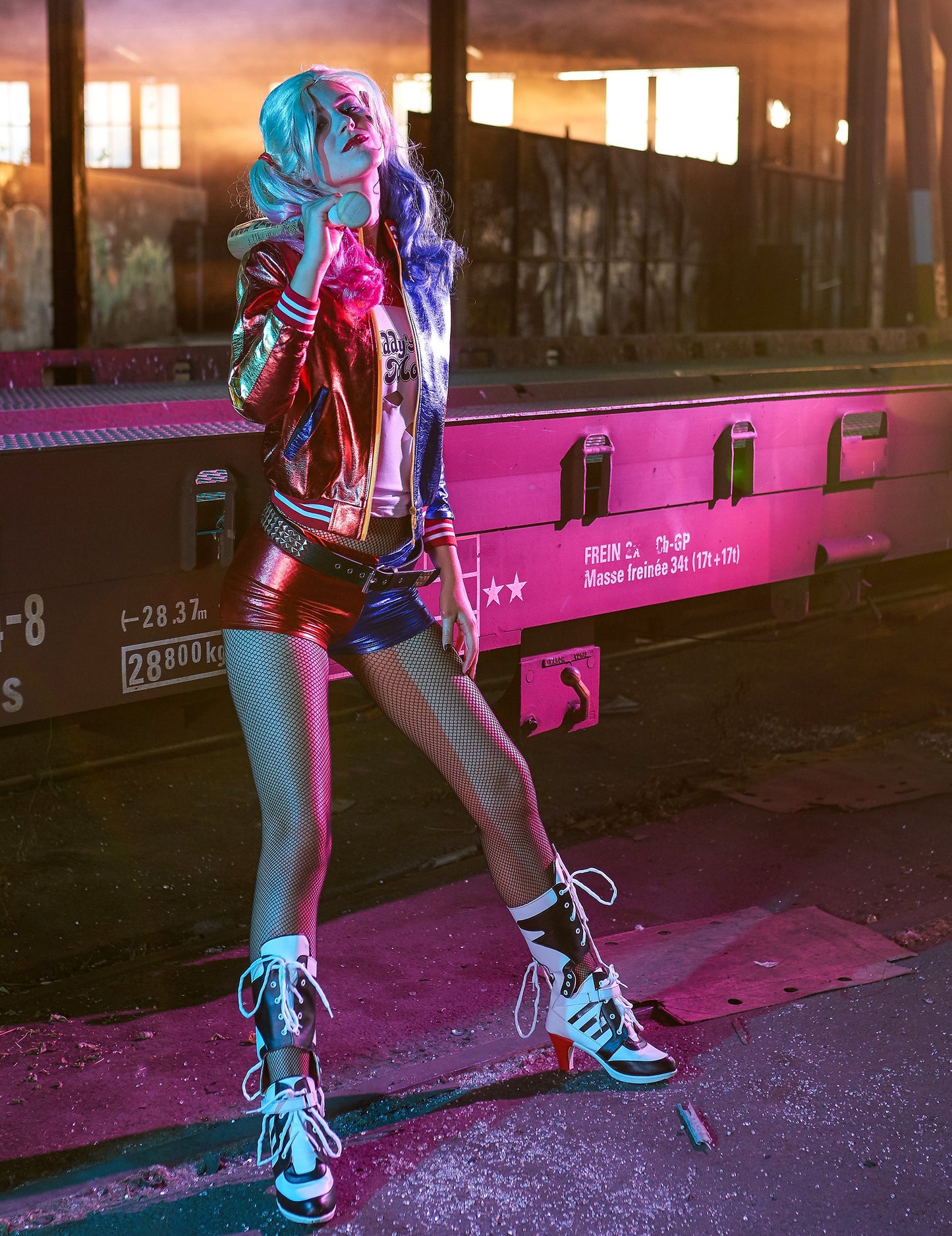 Jachetă integrată și tricou Harley Quinn Suicide Squad Woman