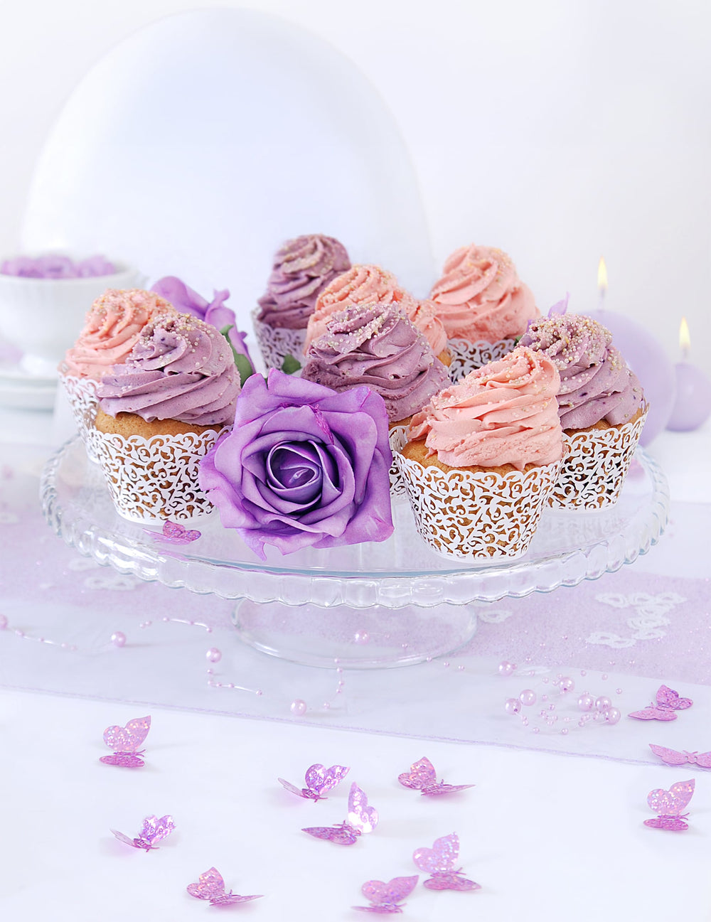 Mise en situation des contours pour cupcakes dentelle pour mariage