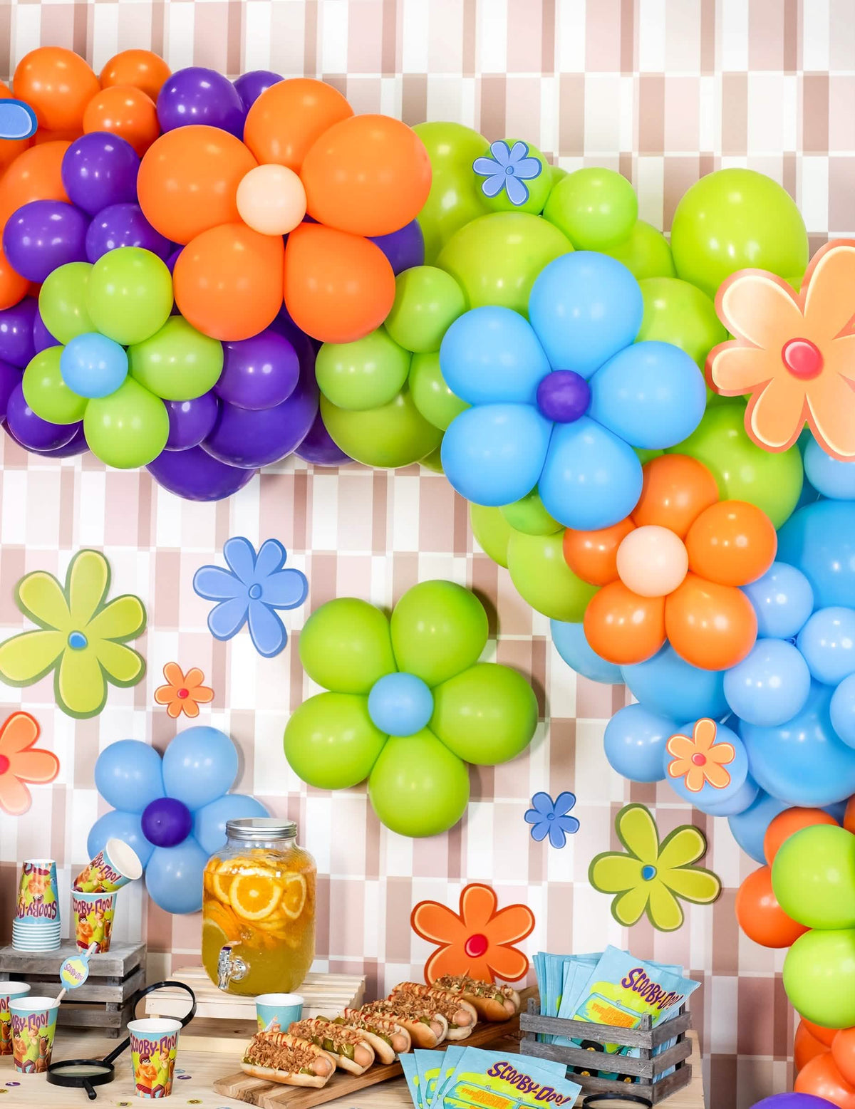 Ambientare în timpul unei gustări cu mini balonul din latex decor de aniversare verde deschis