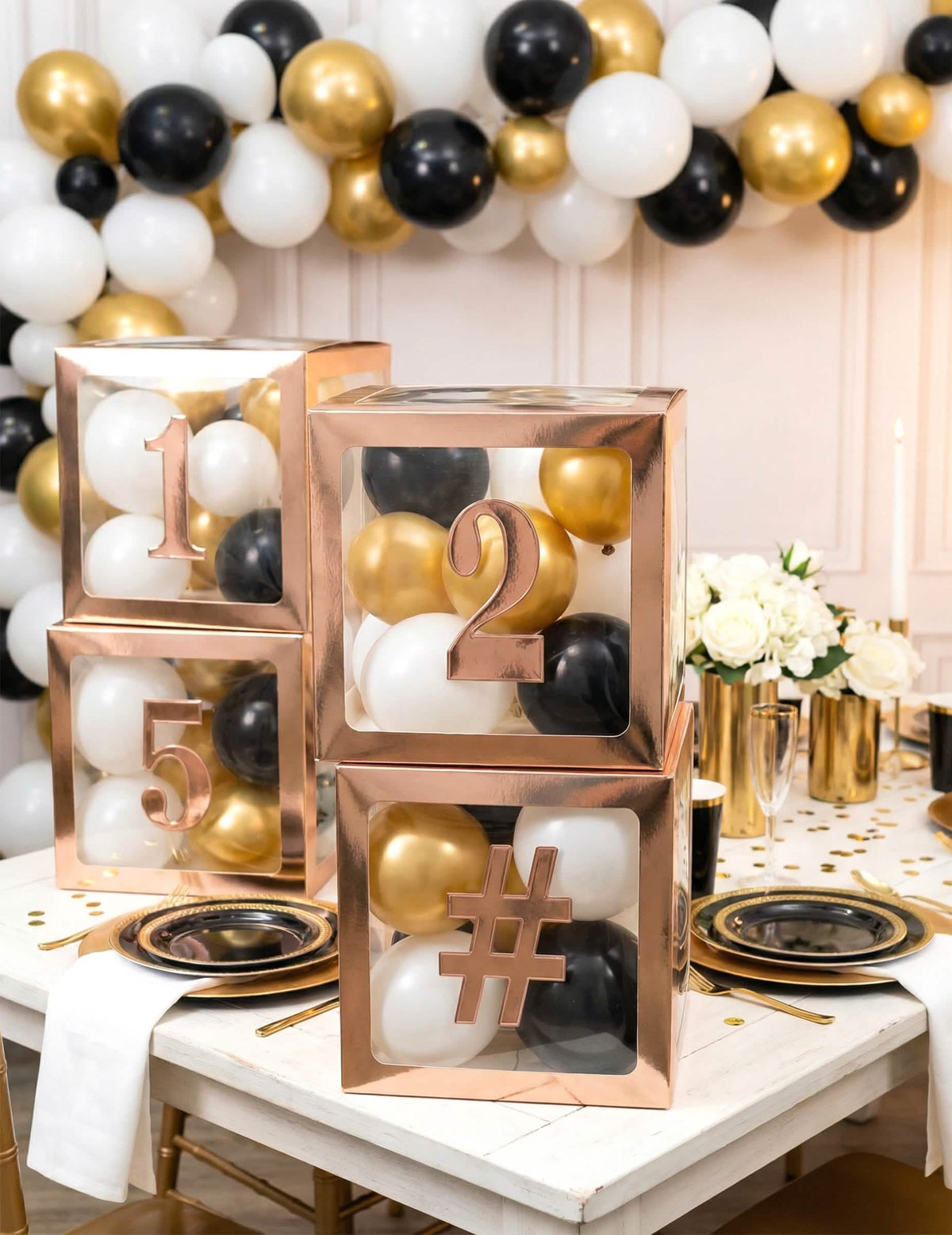 Punere în scenă pe cutii cu baloane a celor 12 autocolante cu cifre adezive pentru decor de petrecere auriu roz