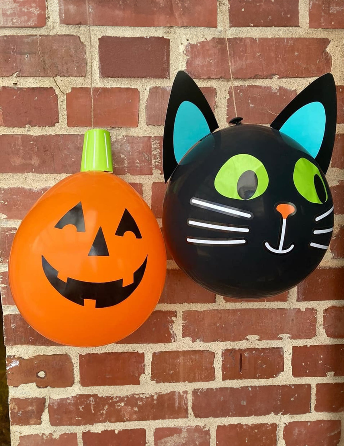 Mise en situation des Ballons latex DIY Halloween Friends
