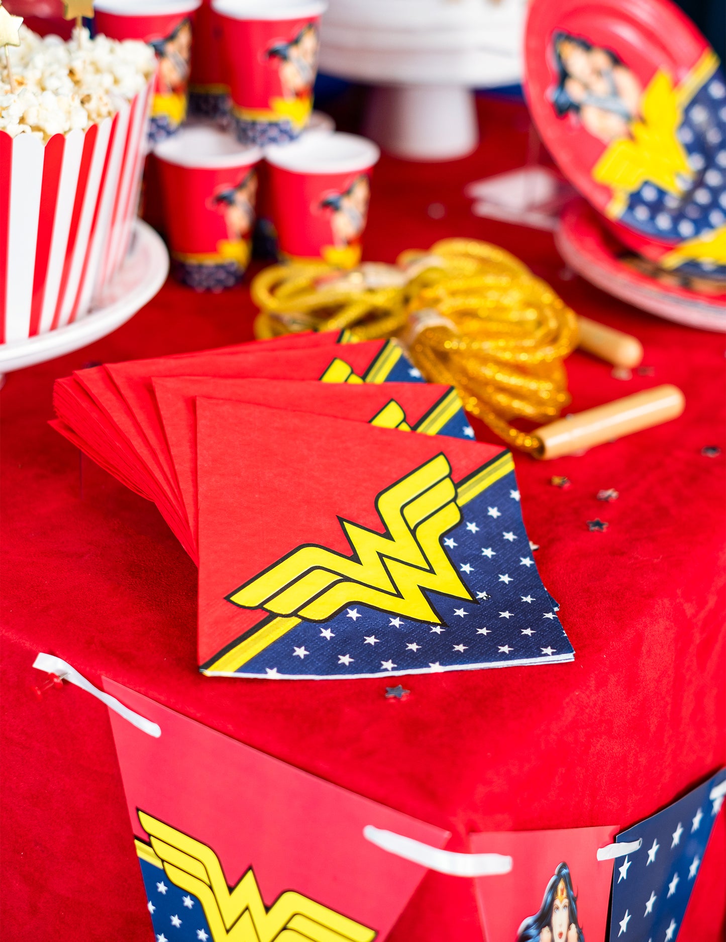 20 șervețele de hârtie Wonder Woman™ 33 x 33 cm