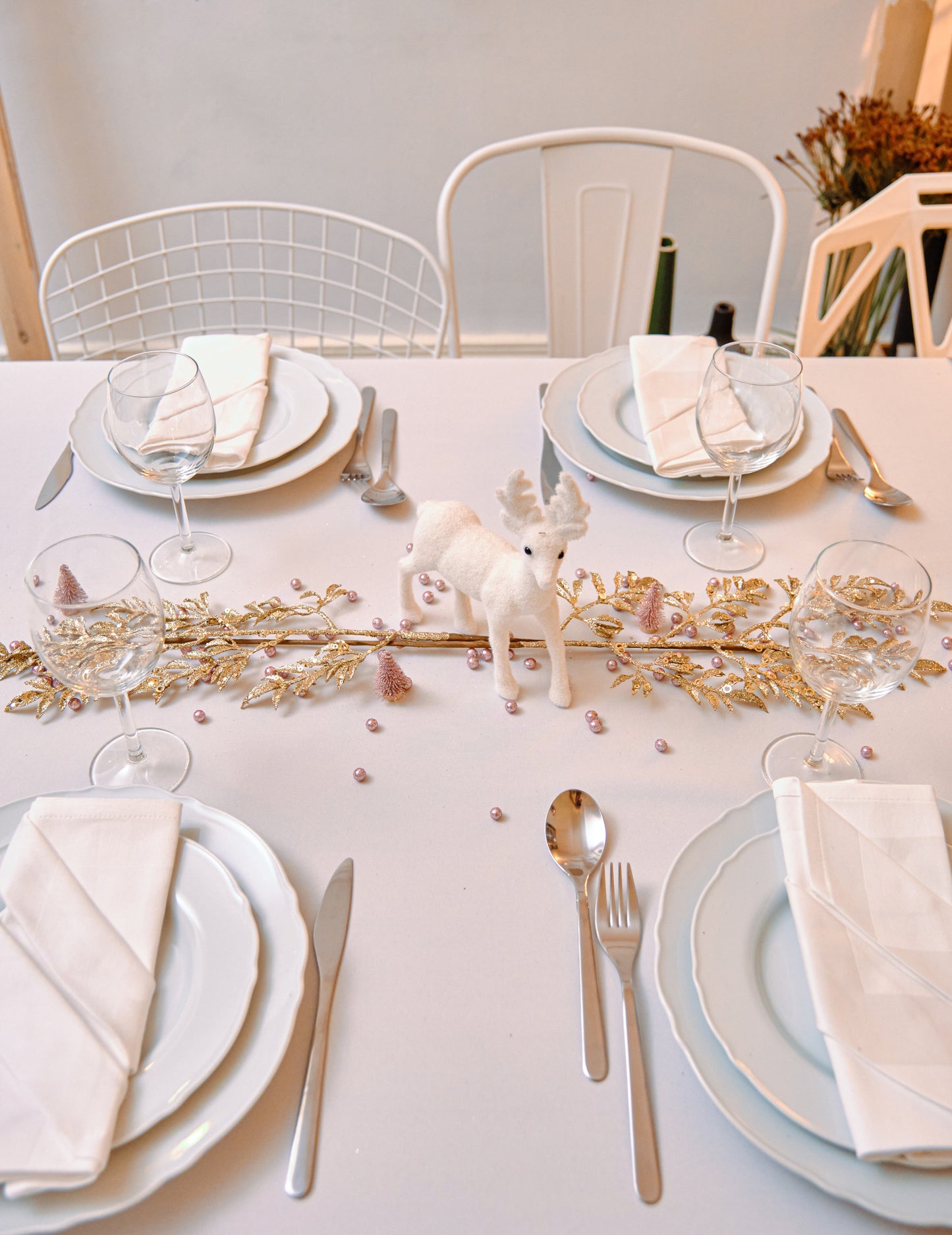 3 brazi artificiali mici de Crăciun, cu sclipici auriu-roz, 5,5 x 2,5 cm