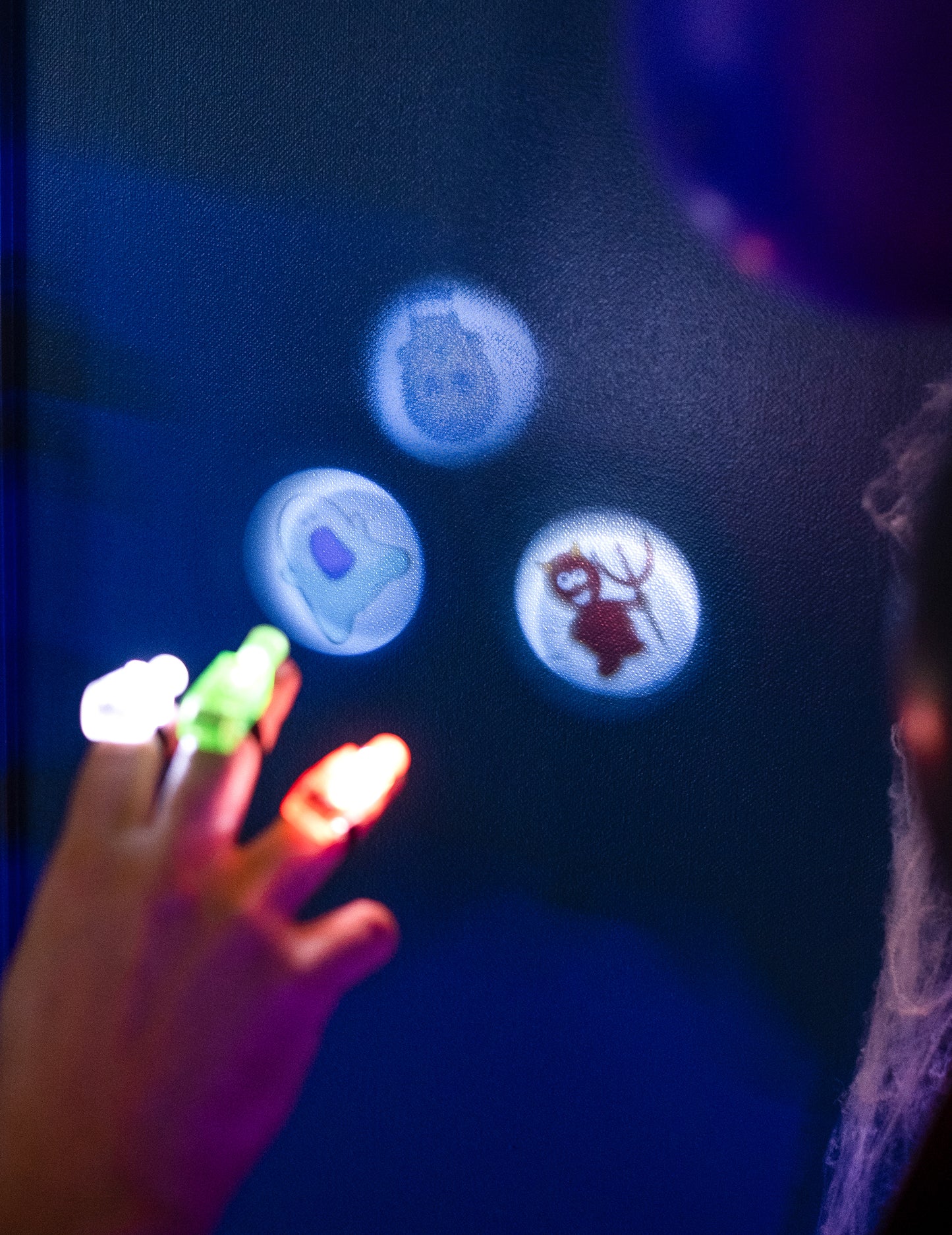3 Projecteurs LED Halloween pour enfant multicolores avec motifs de monstres