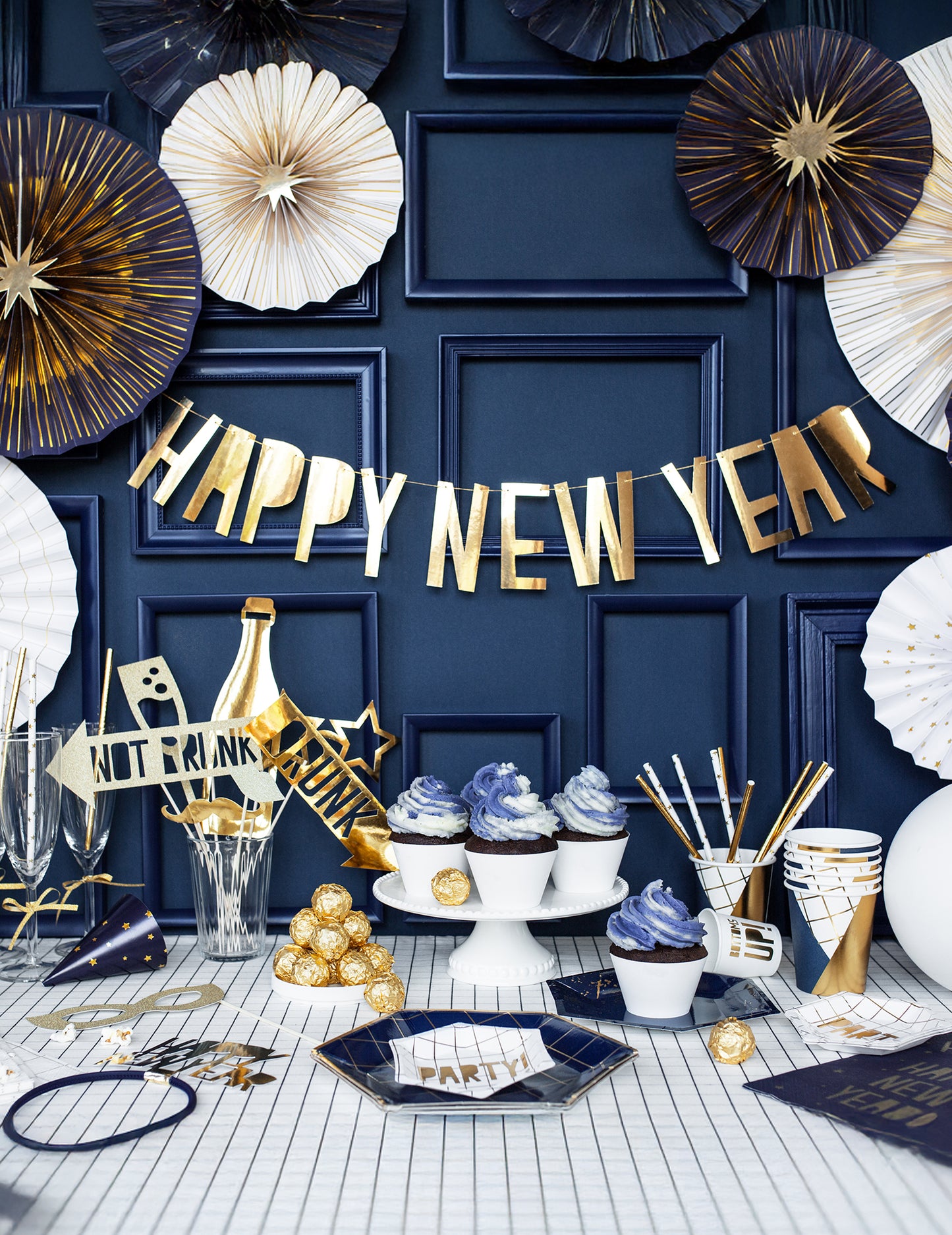 4 rozete decorative și de auriu de hârtie 23, 32, 40 cm