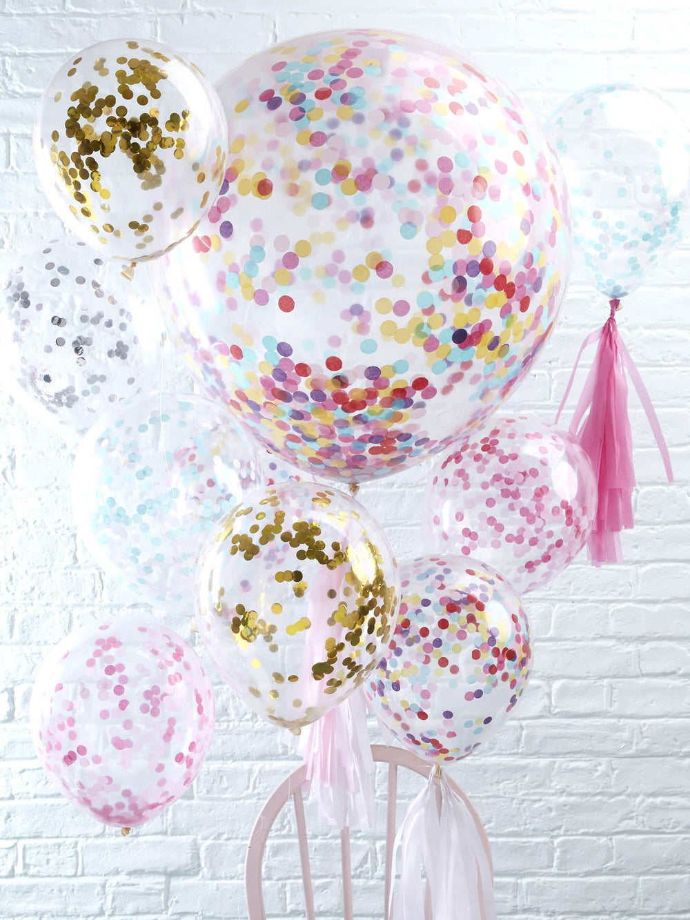 Prezentare a baloanelor confetti pentru petrecere albastru deschis din latex