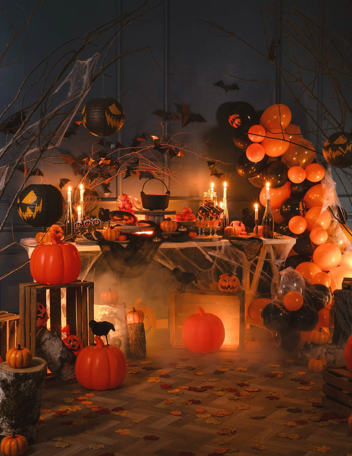 Punere în scenă decorativă a baloanelor halloween pentru decorațiune