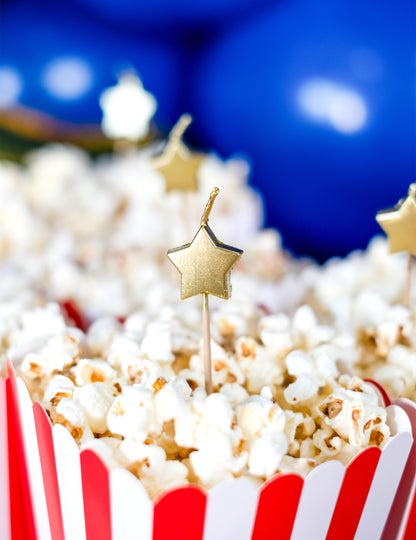 6 lumânări pe stele de aur