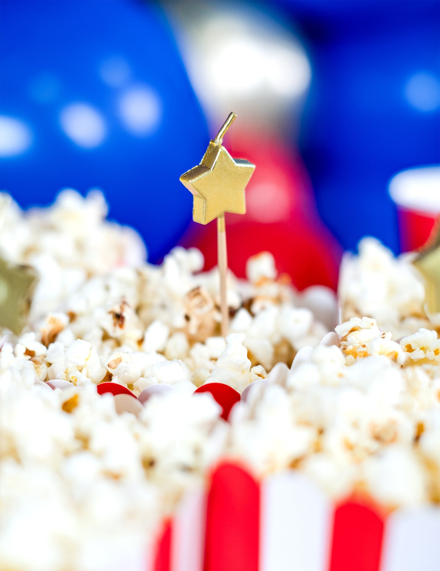 6 lumânări pe stele de aur