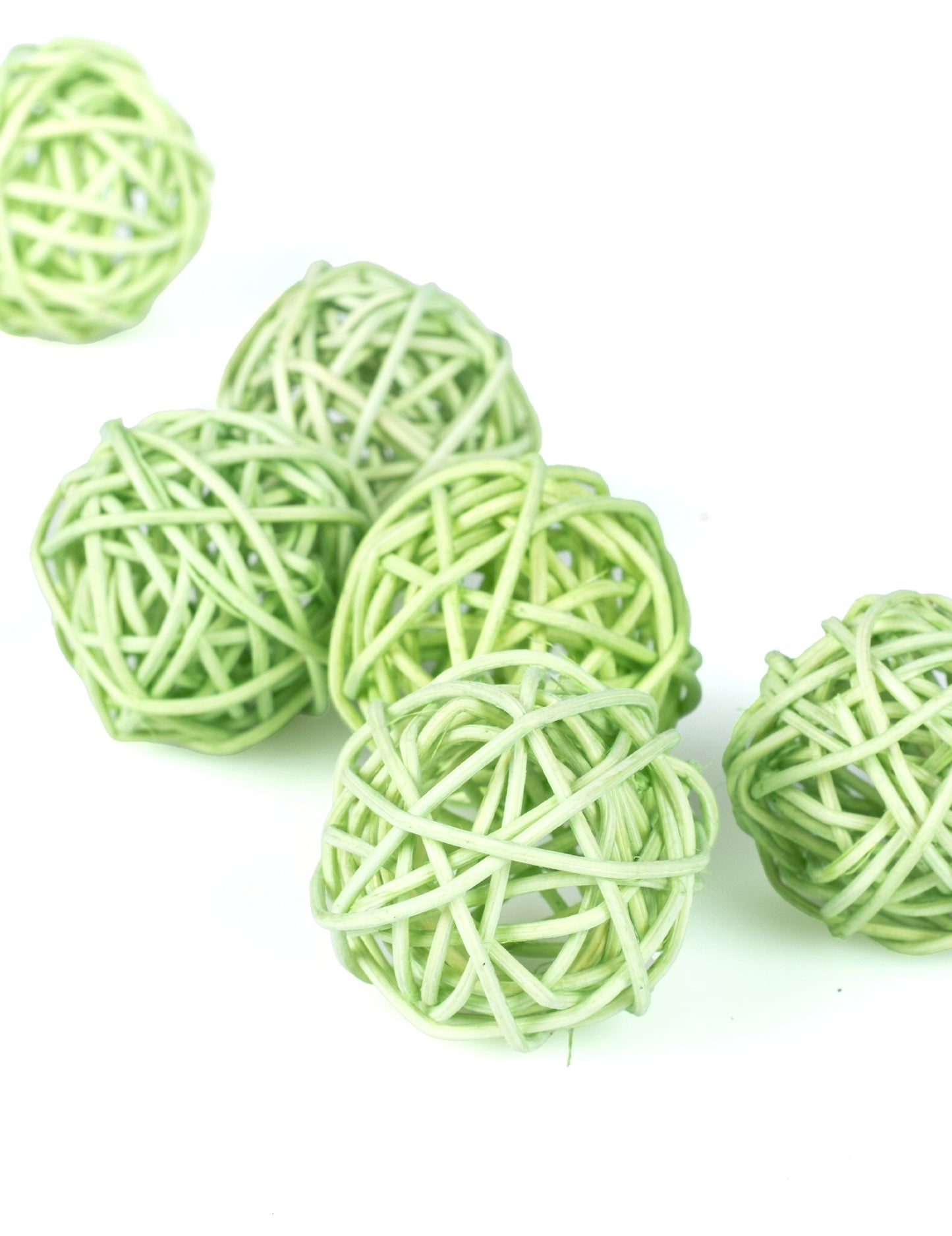 6 Anise Green Wicker Balls 3,5 cm