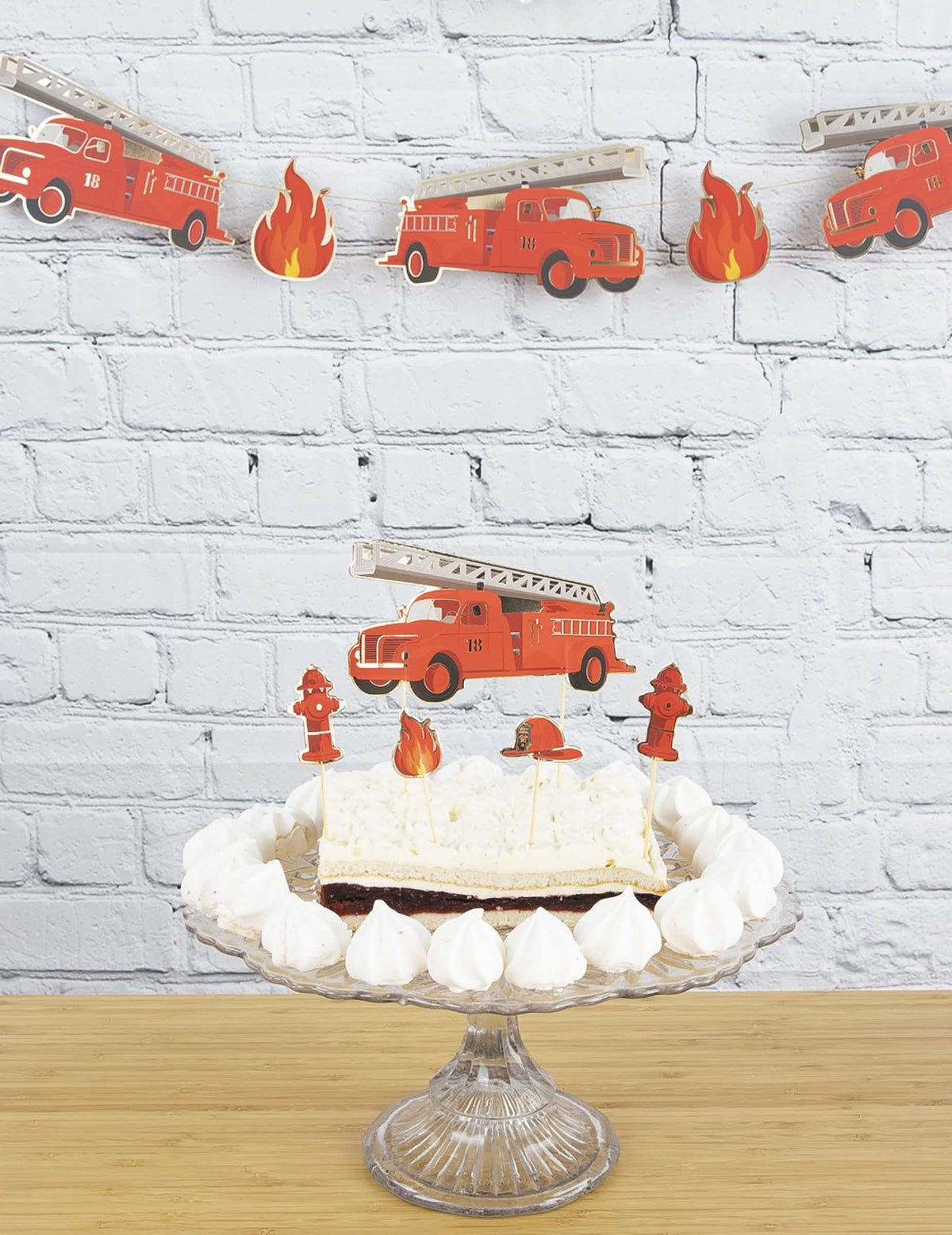 Decor pe un tort cu 6 decorațiuni pentru tort Pompier