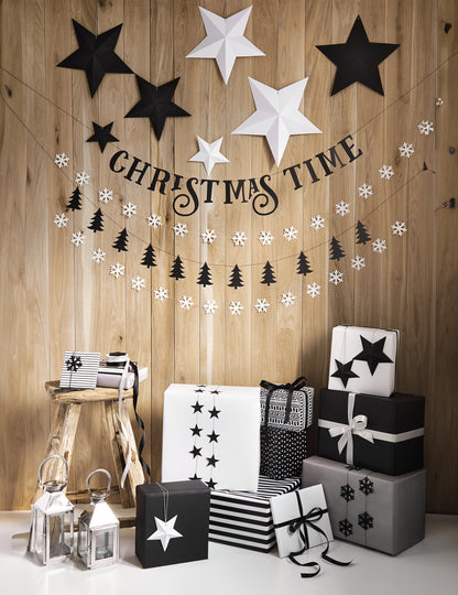 Décoration murale de fête avec les étoiles à suspendre 3D pour noël