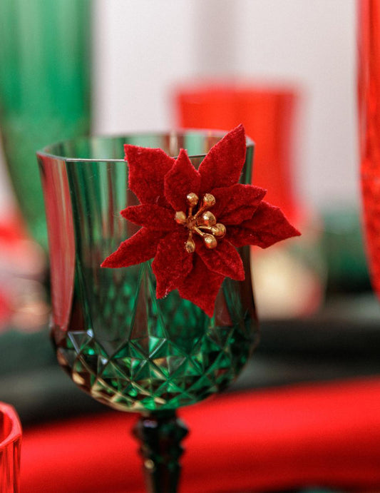 6 flori poinsettia autoadezive din catifea roșu și auriu 5,5 cm