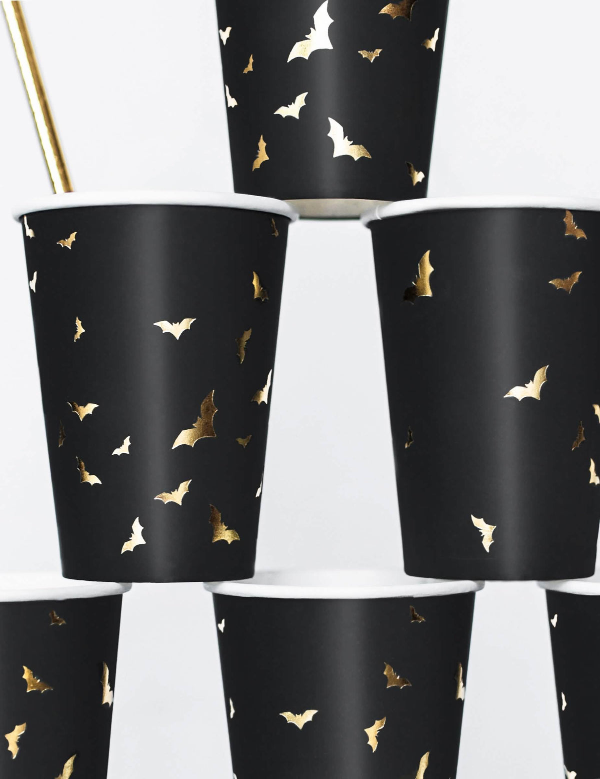 Stivuire de pahare din carton cu liliac pentru halloween